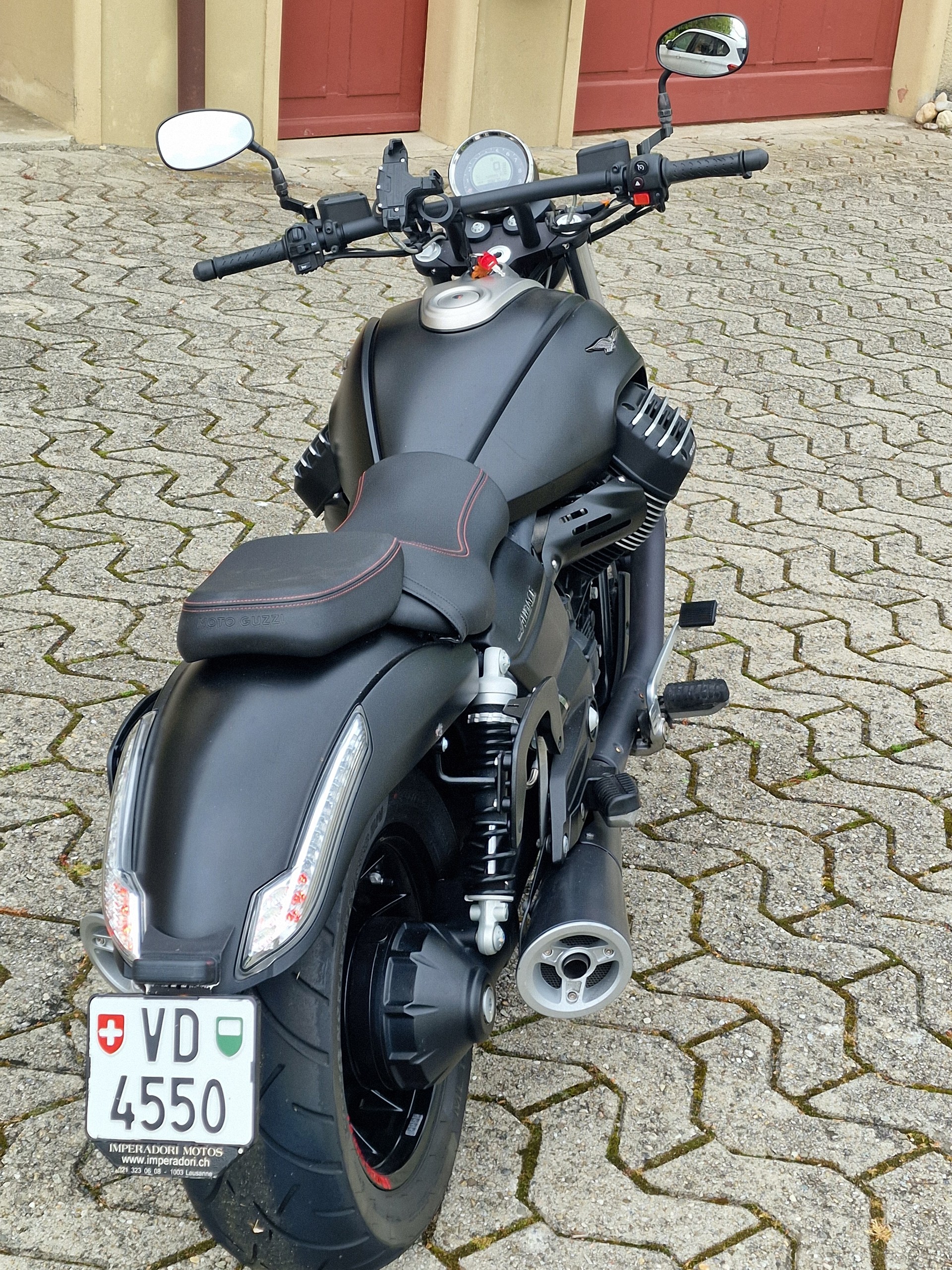 MOTO GUZZI Audace 1400 ABS-image-2