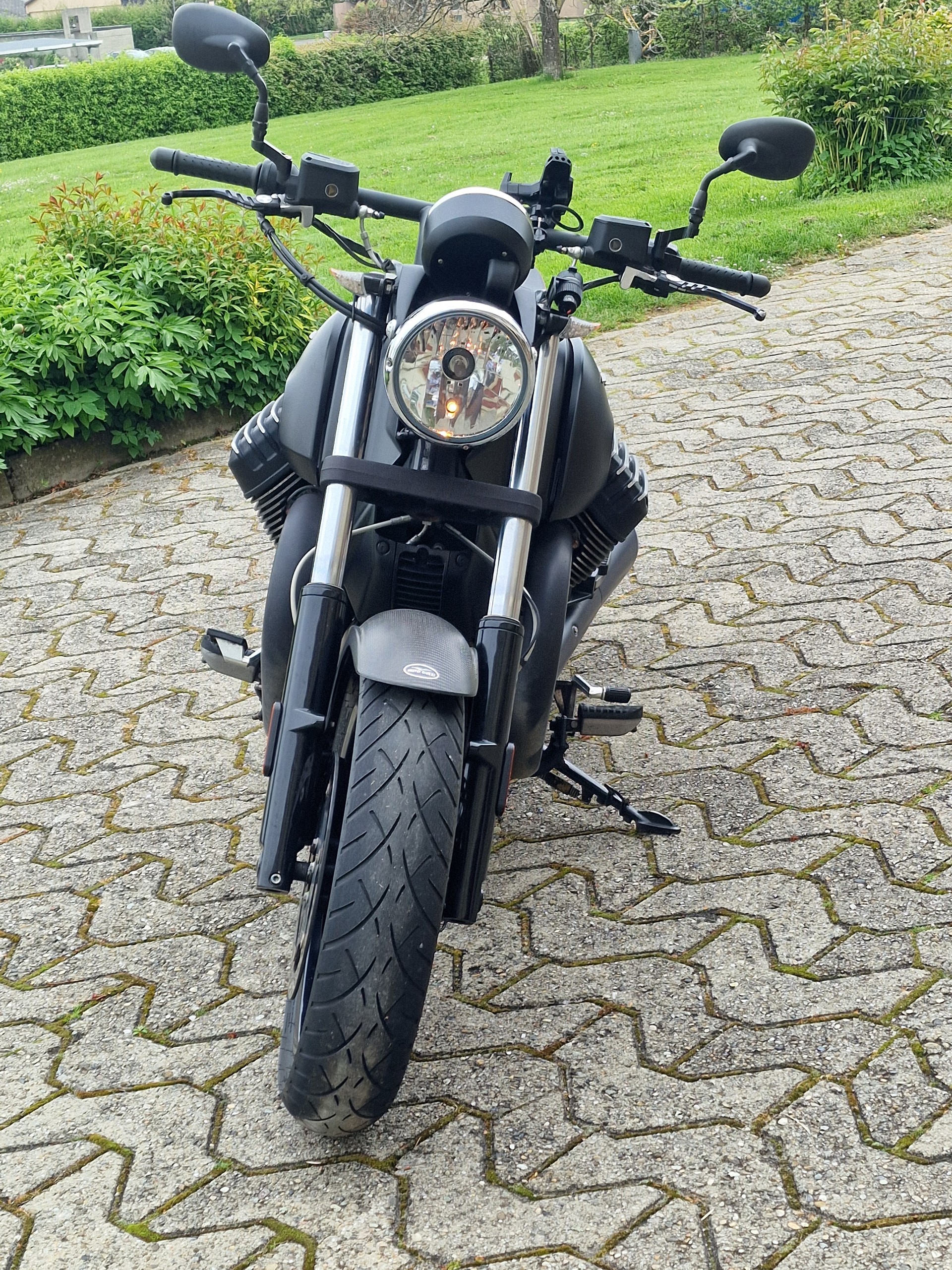 MOTO GUZZI Audace 1400 ABS-image-1