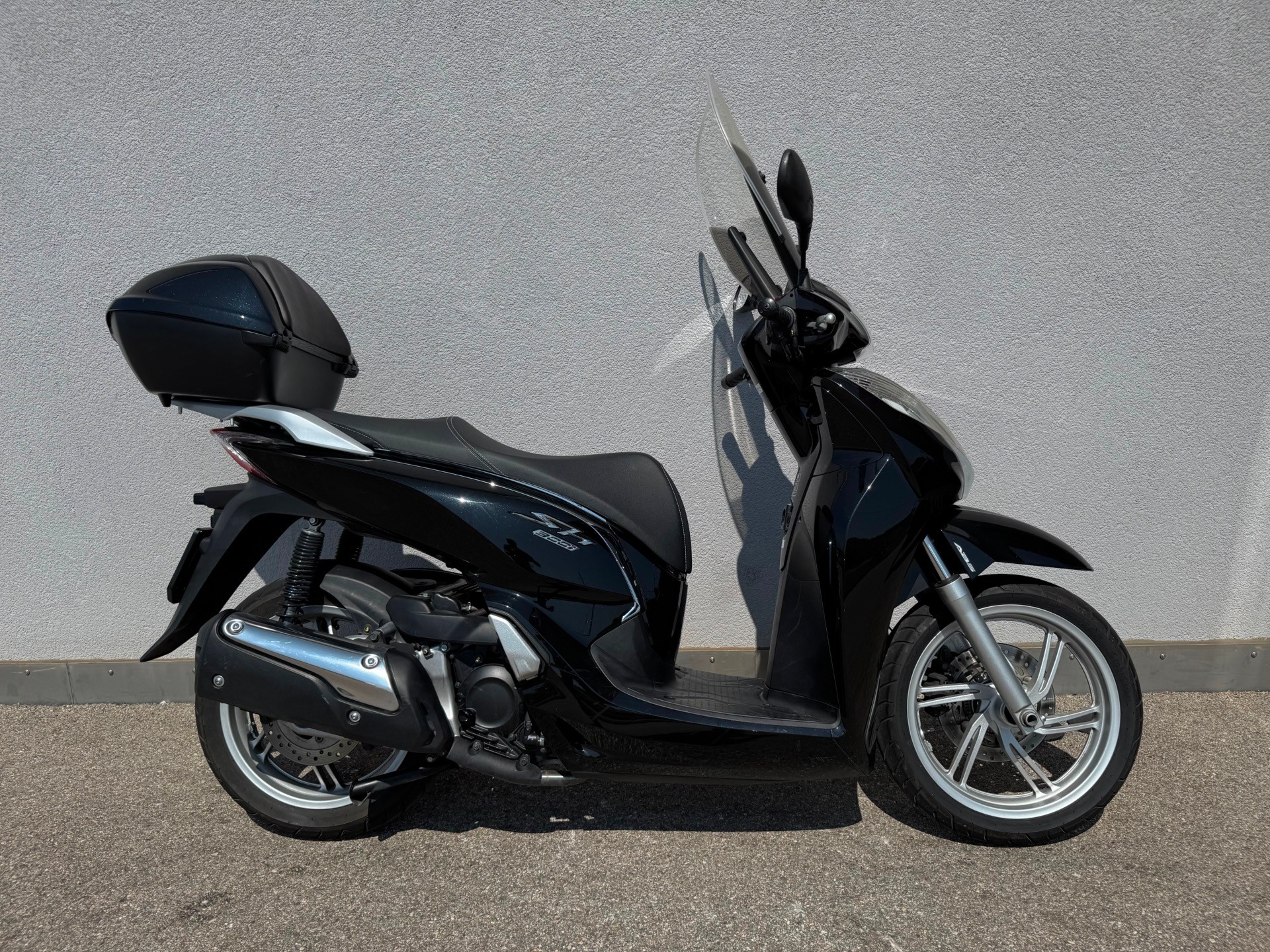 HONDA SH 300 i ABS-image-1