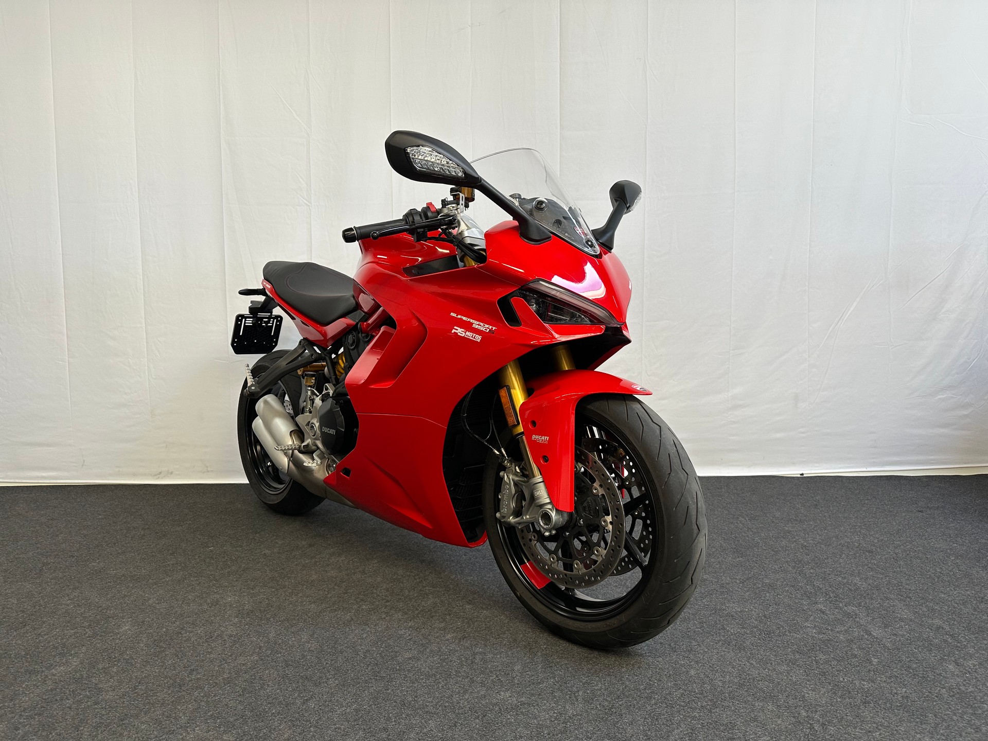 DUCATI 950 Supersport S-showroom-element-1
