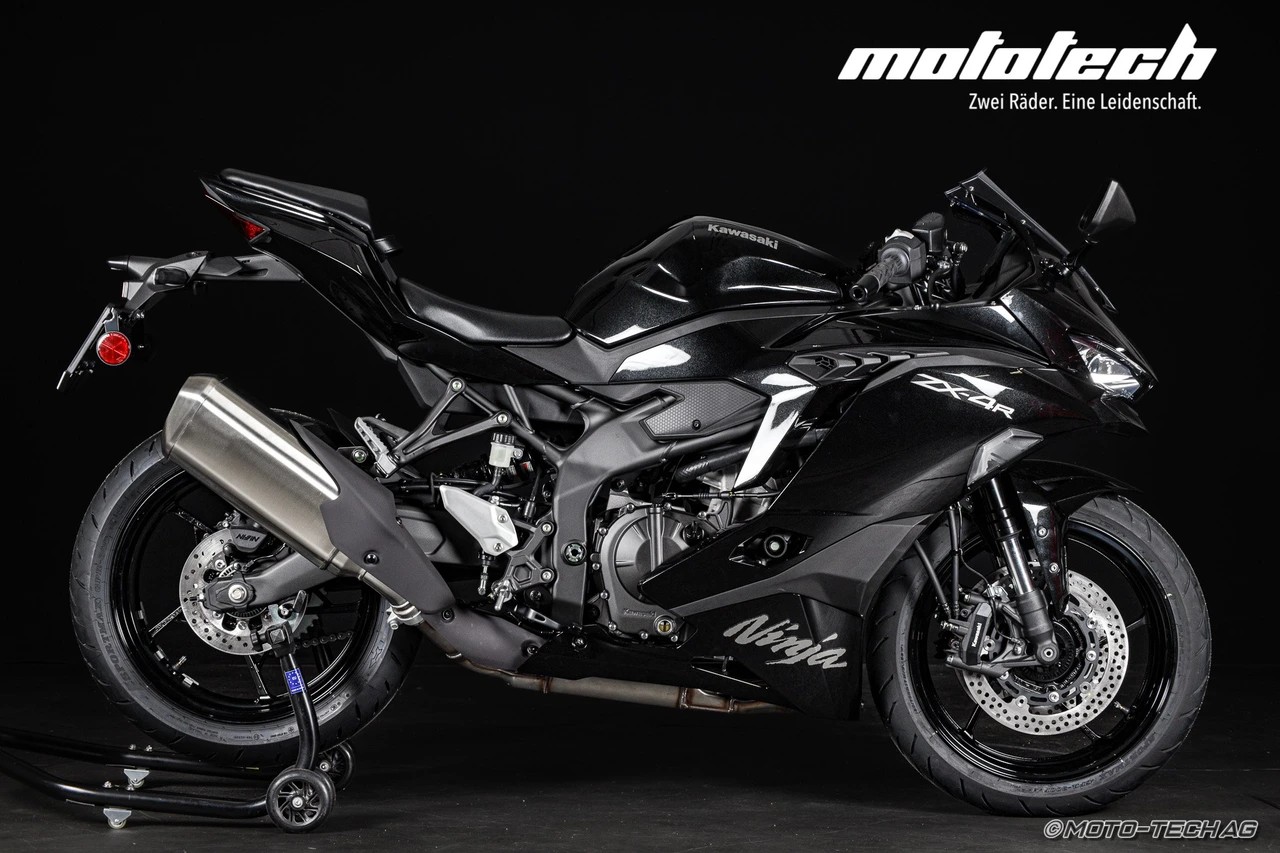 KAWASAKI Ninja ZX-4R