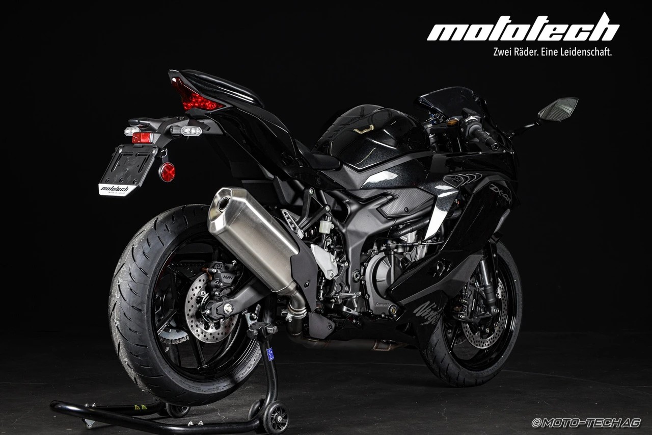 KAWASAKI Ninja ZX-4R-showroom-element-2