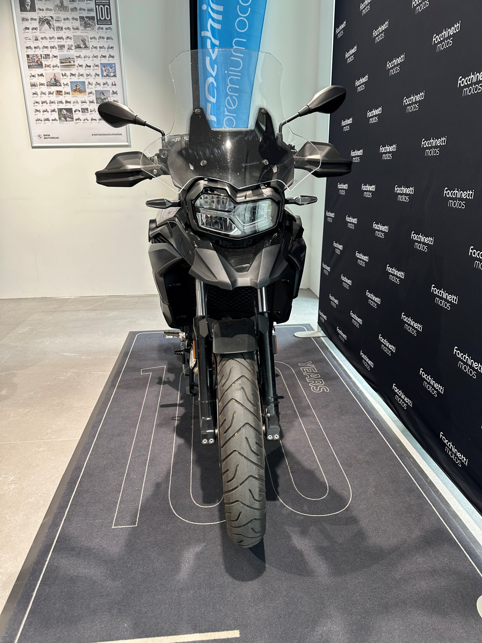 BMW F 750 GS Triple Black-image-0