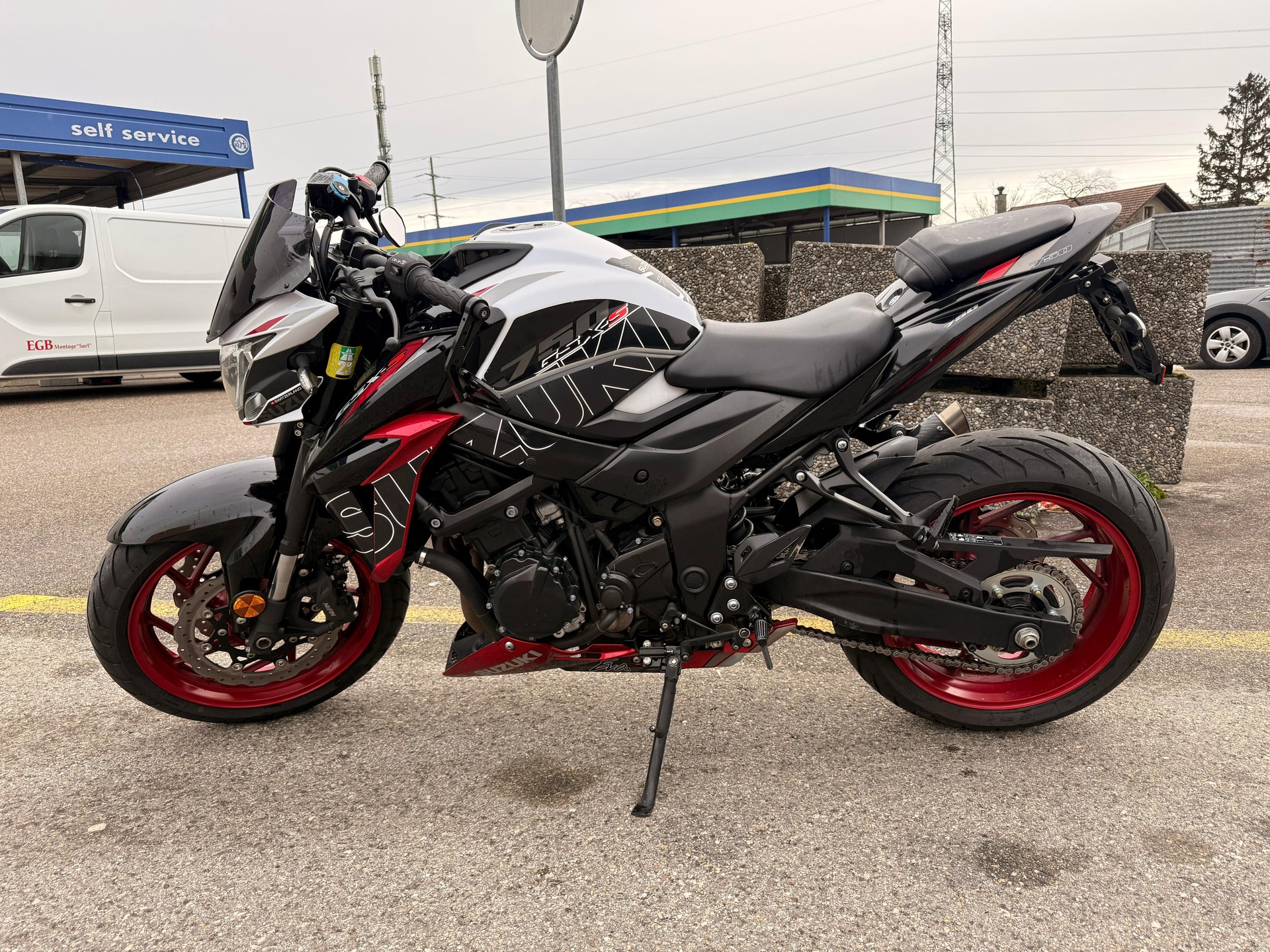 SUZUKI GSX-S 750 EVO 3