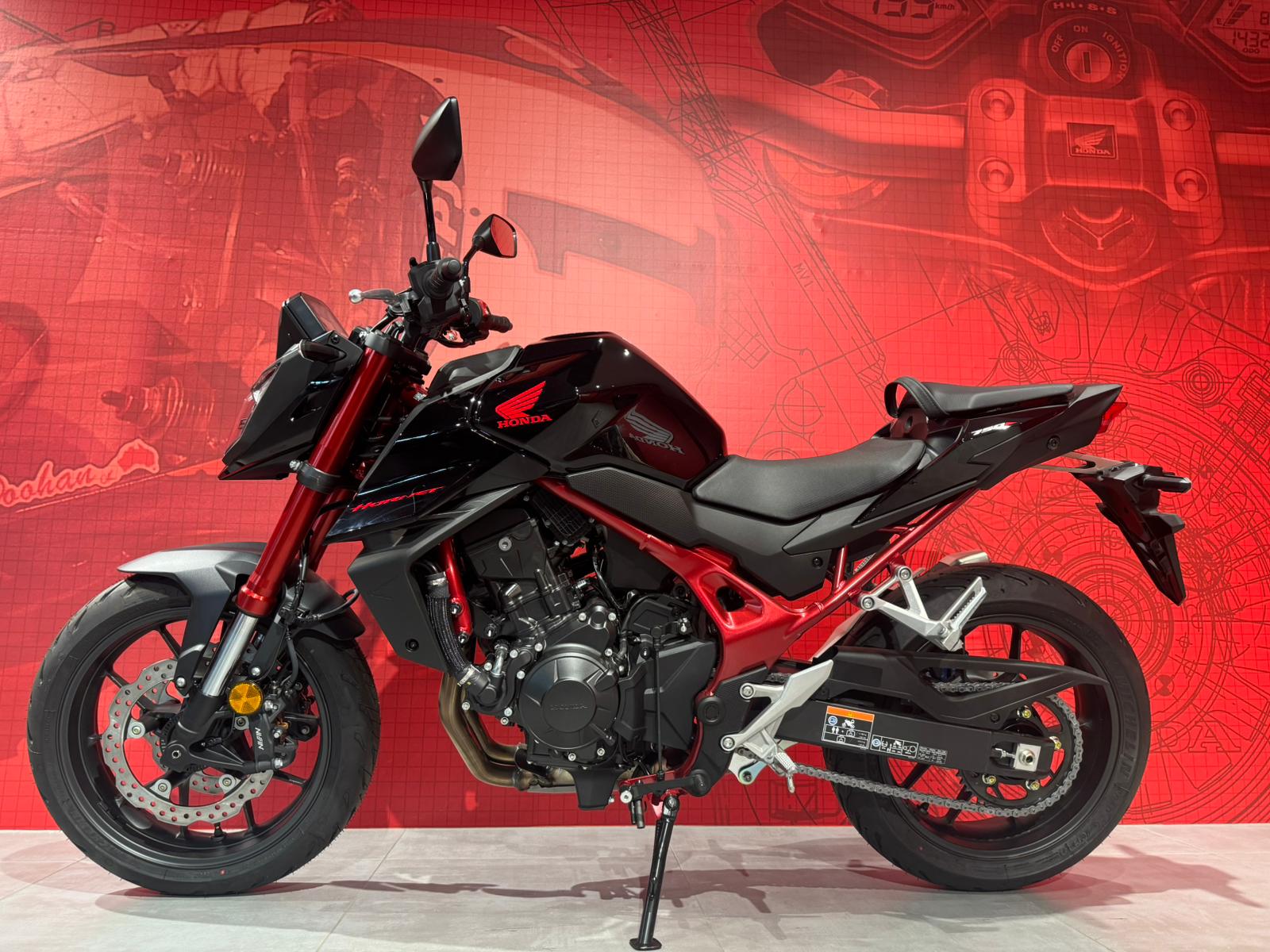 HONDA CB 750 Hornet-showroom-element-2