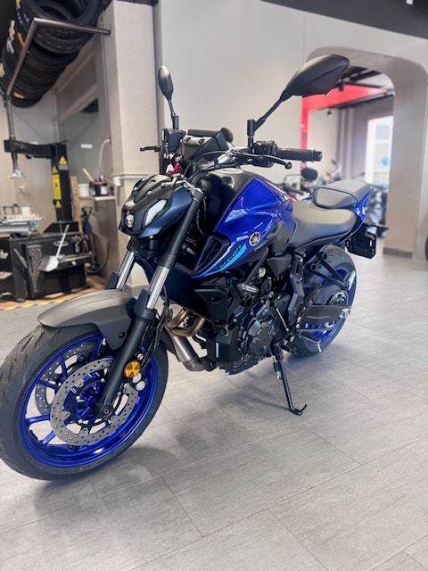 YAMAHA MT-07