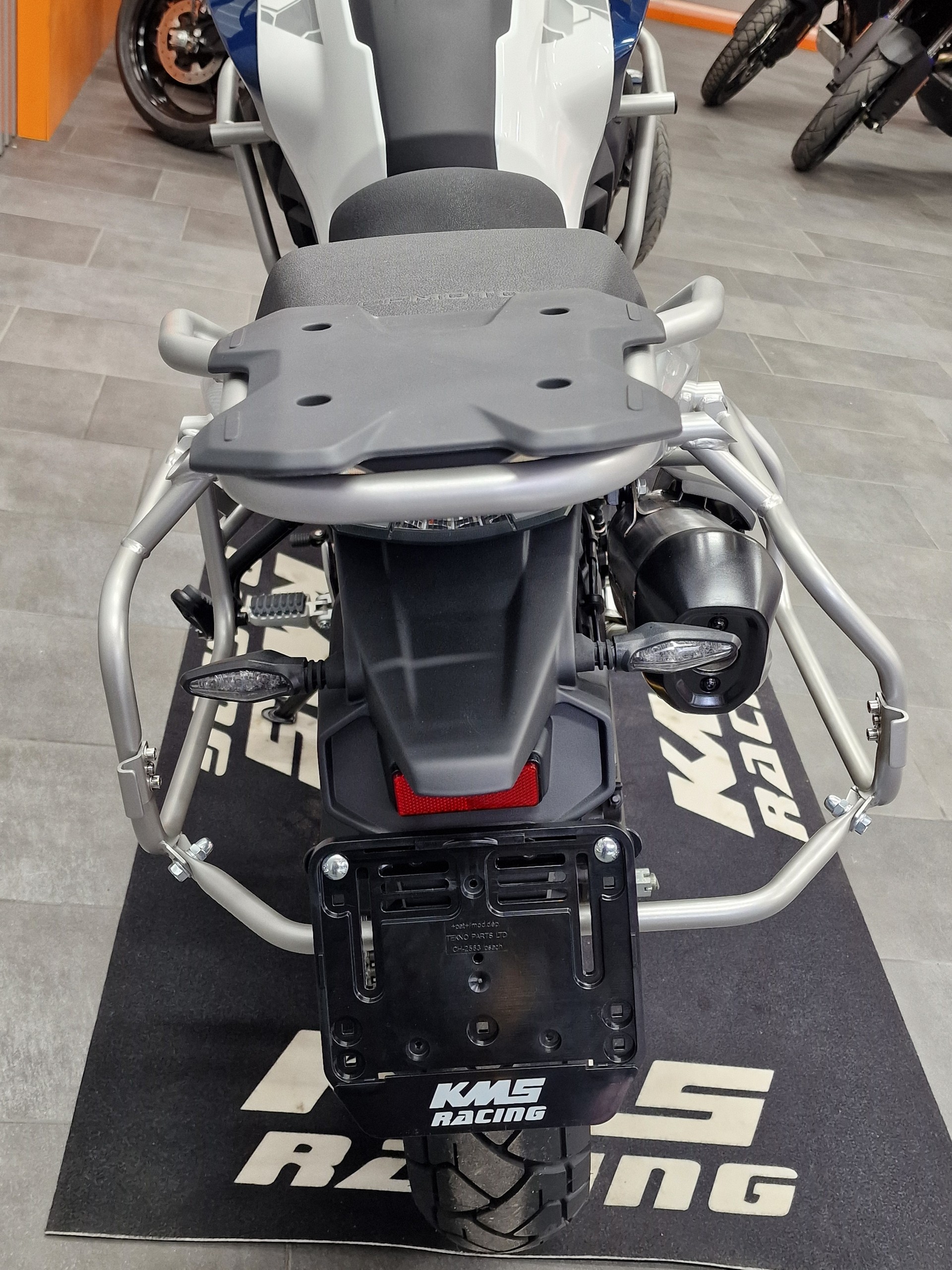 CF MOTO 700MT-showroom-element-2