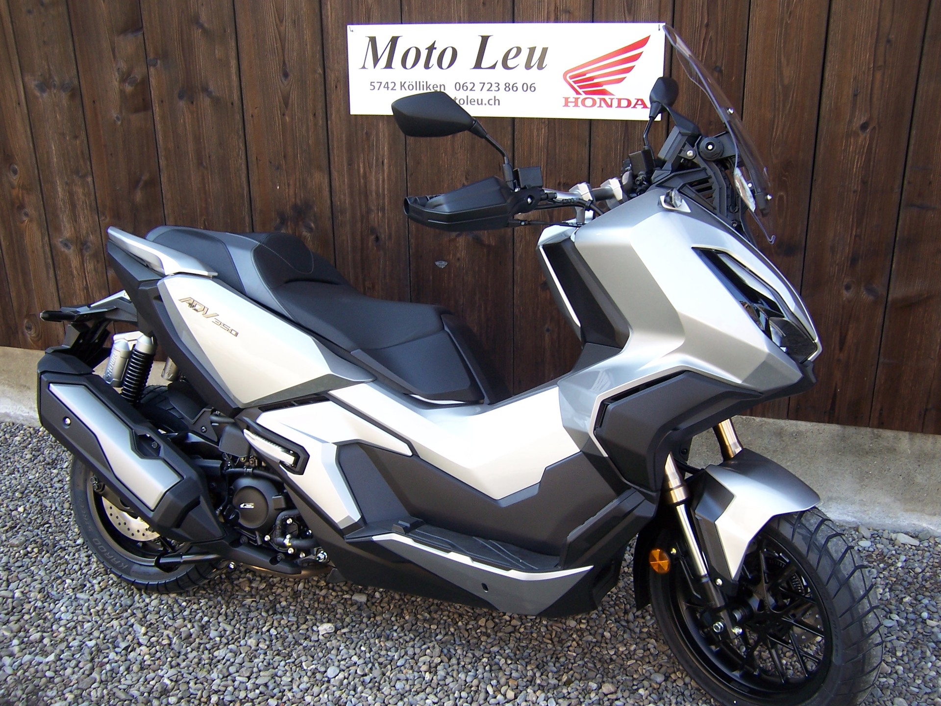 HONDA ADV 350-image-2