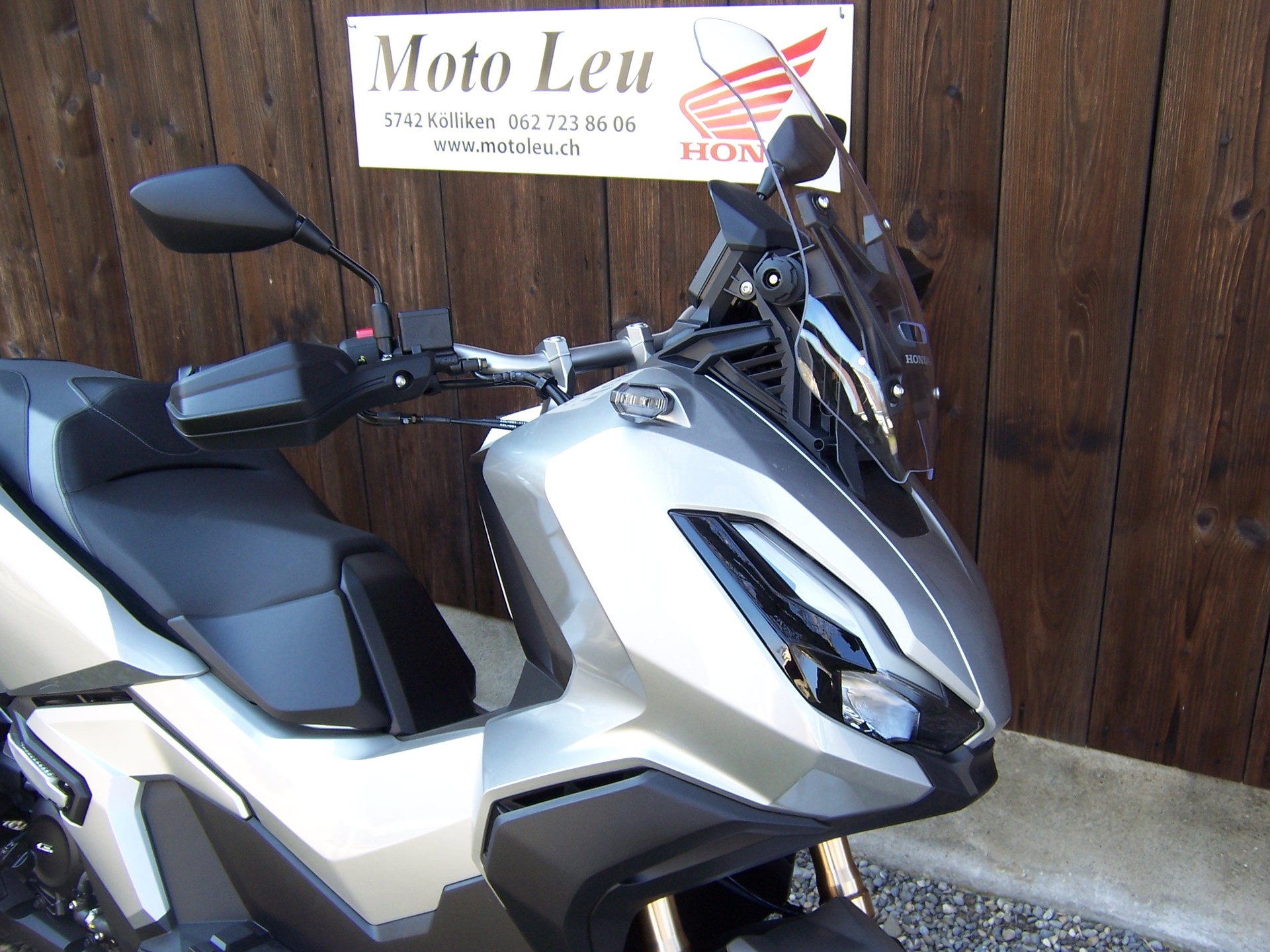 HONDA ADV 350-image-5