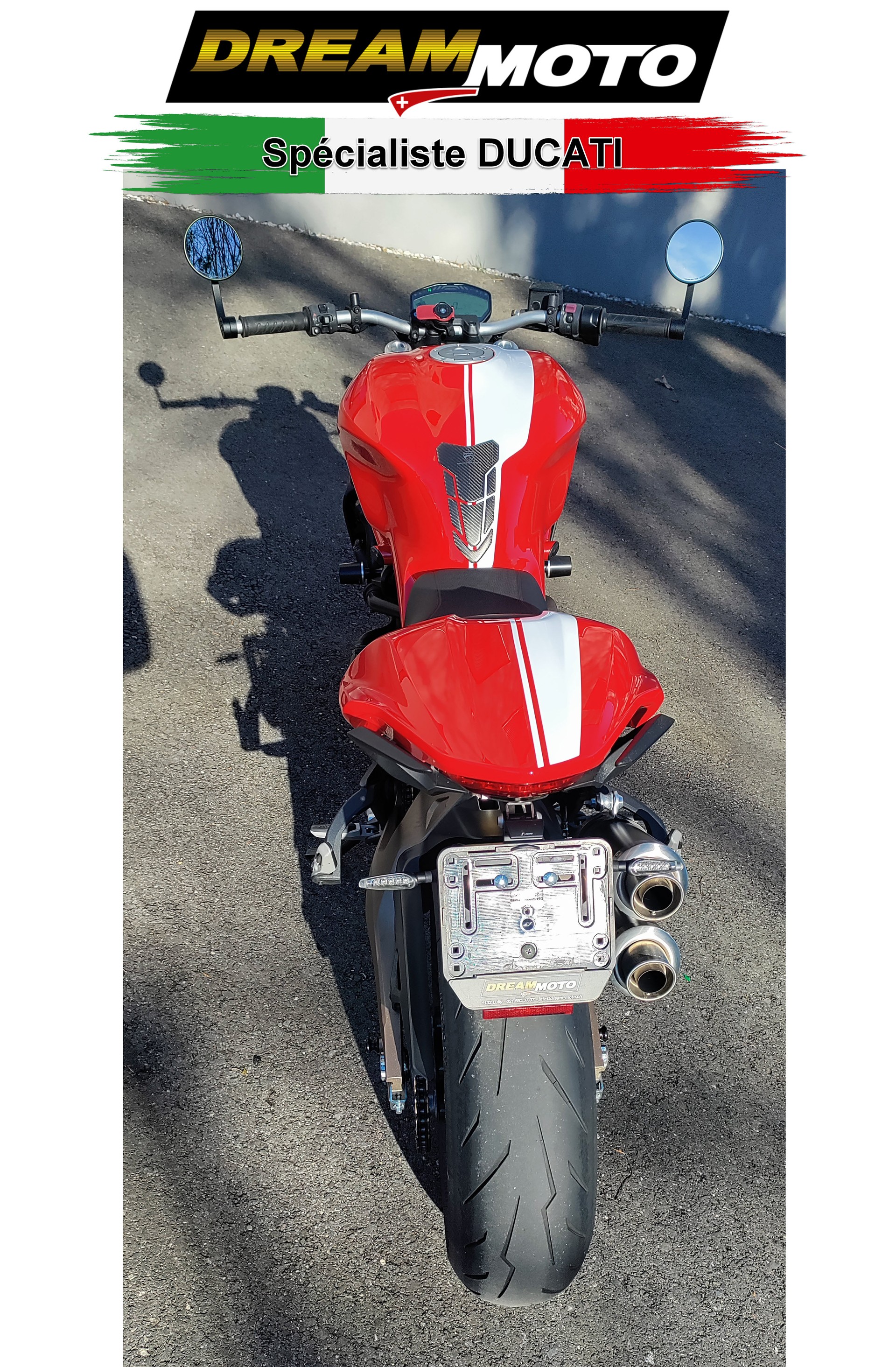 DUCATI Monster 821 Stripe-showroom-element-3