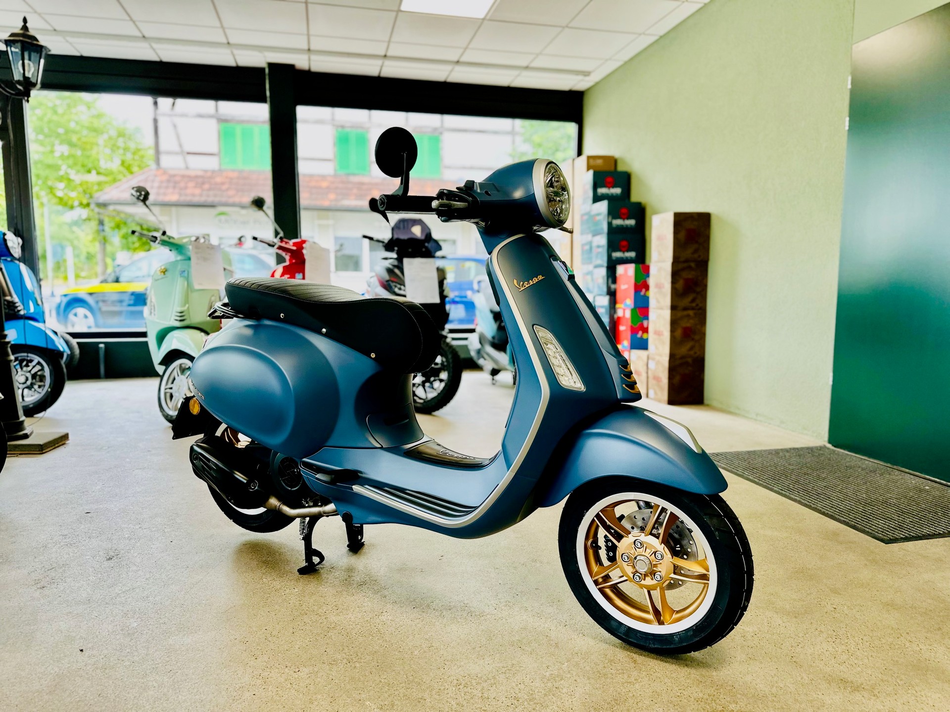 PIAGGIO Vespa 125 Primavera-image-1