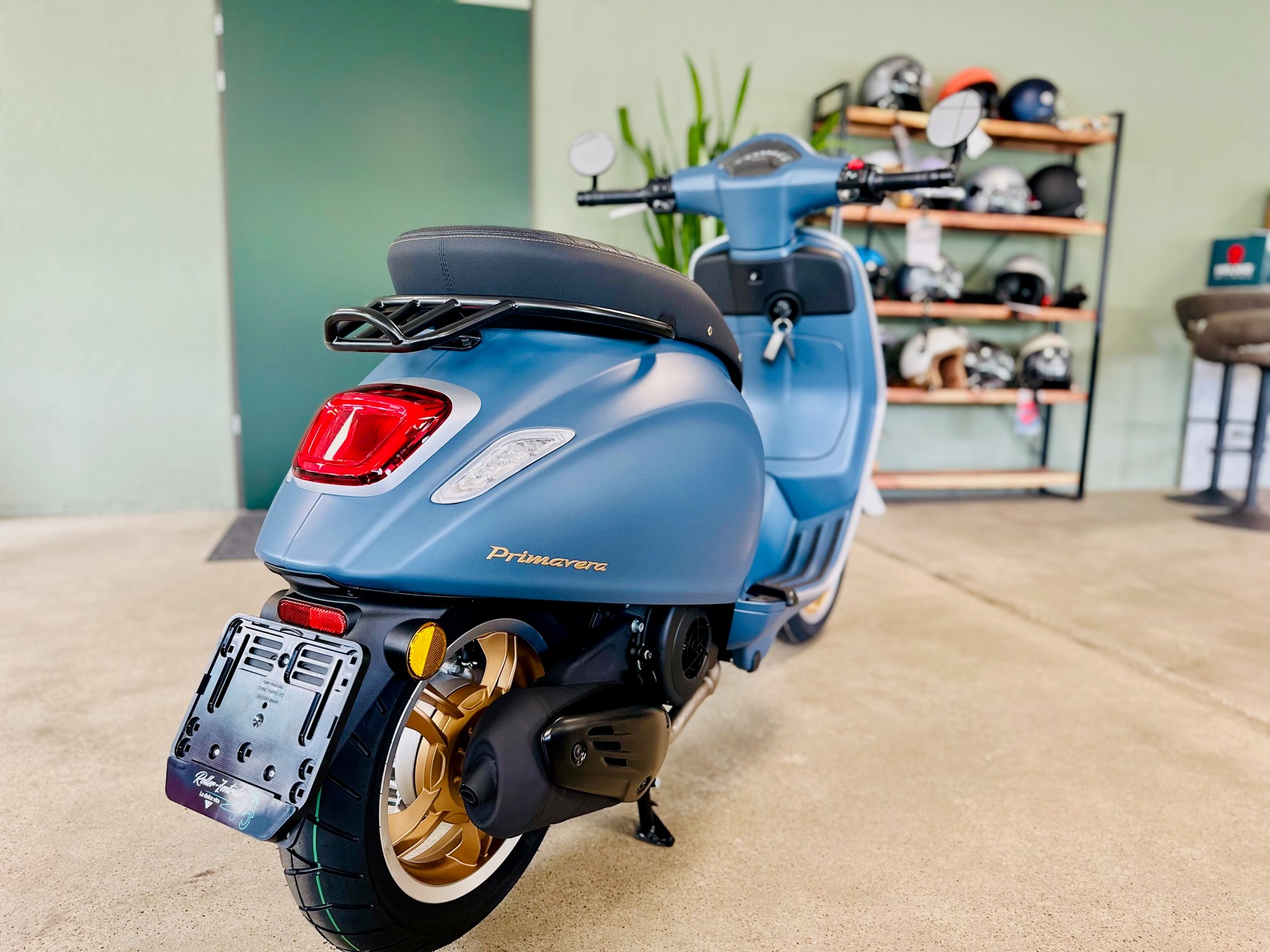 PIAGGIO Vespa 125 Primavera-image-3