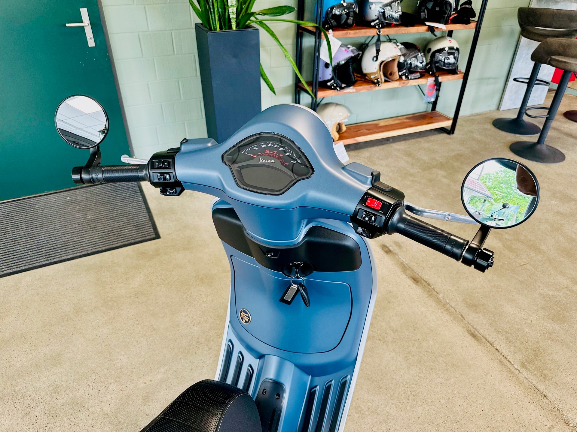 PIAGGIO Vespa 125 Primavera-image-9