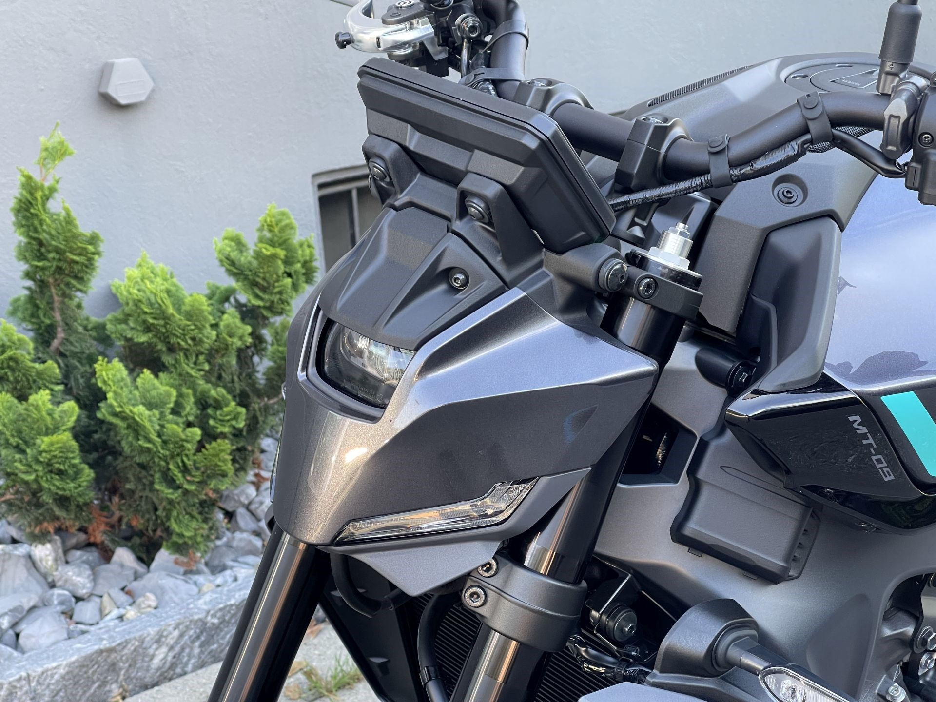 YAMAHA MT-09 Y-AMT-showroom-element-2