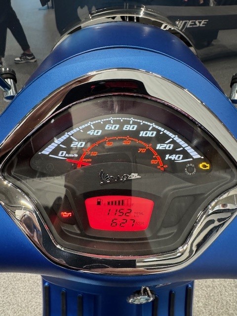 PIAGGIO Vespa GTS 300 Super Sport ABS-showroom-element-3