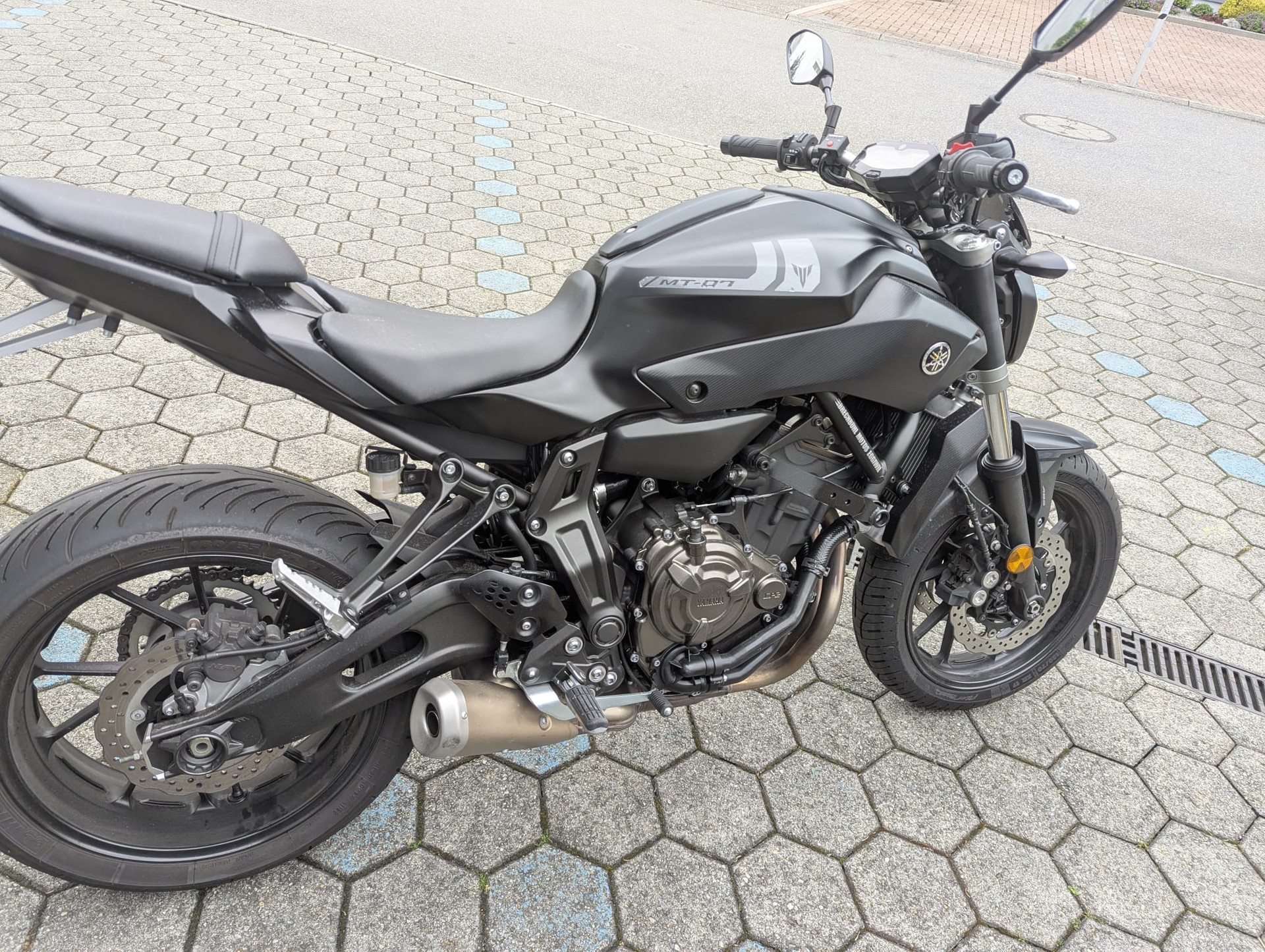 YAMAHA MT-07 ABS