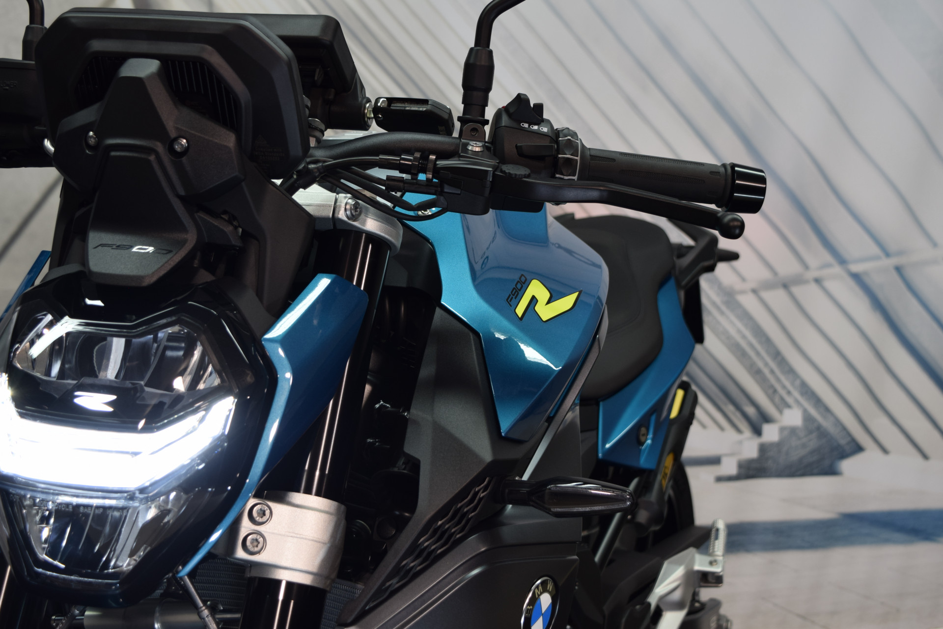 BMW F 900 R Vollausstattung - Sofort verfügbar!-image-9