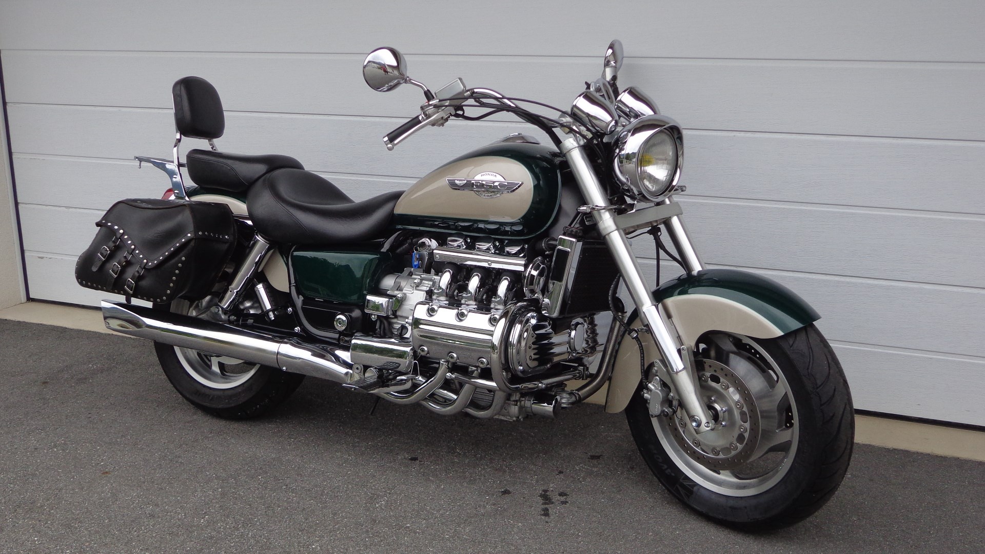 HONDA GL 1500 F6 C Custom -02 Valkyrie USA-showroom-element-1