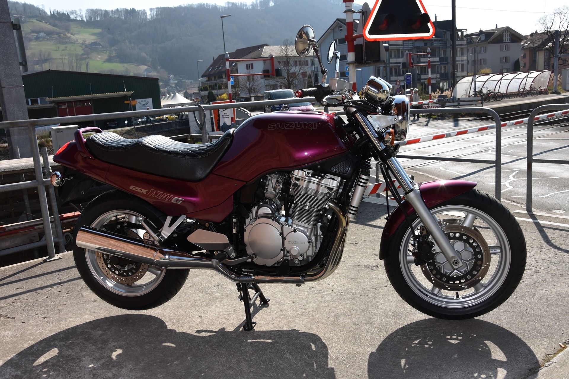SUZUKI GSX 1100 G M/N-image-5
