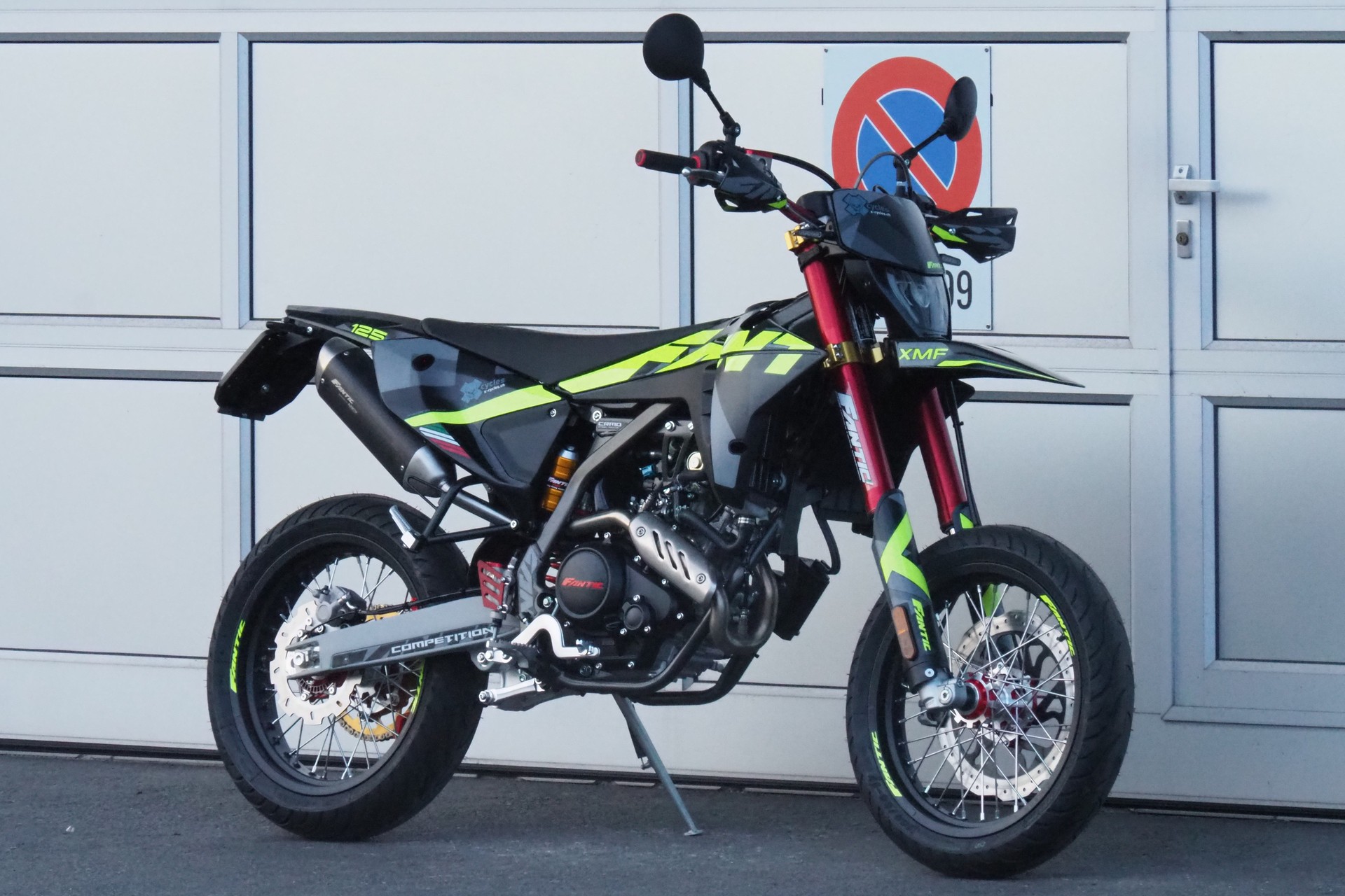FANTIC XMF 125