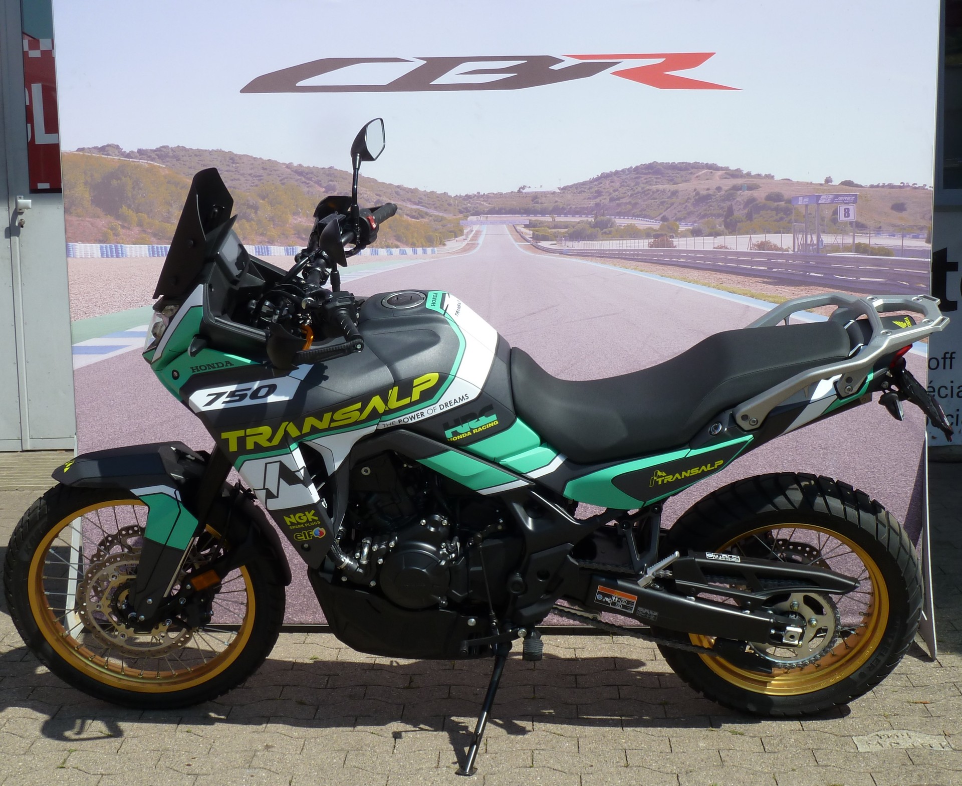 HONDA XL 750 Transalp-image-2