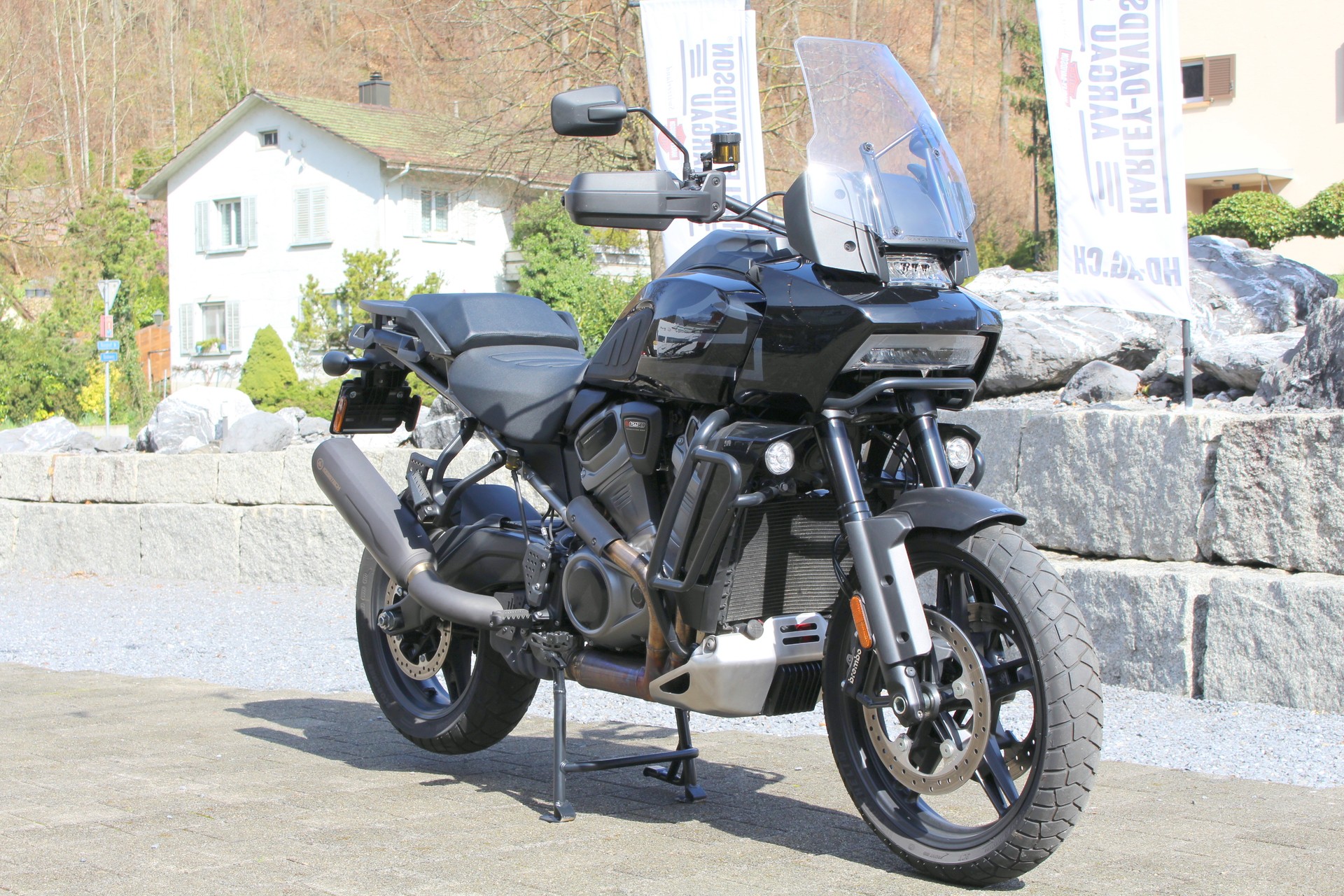 HARLEY-DAVIDSON RA Pan America 1250 Special-showroom-element-2