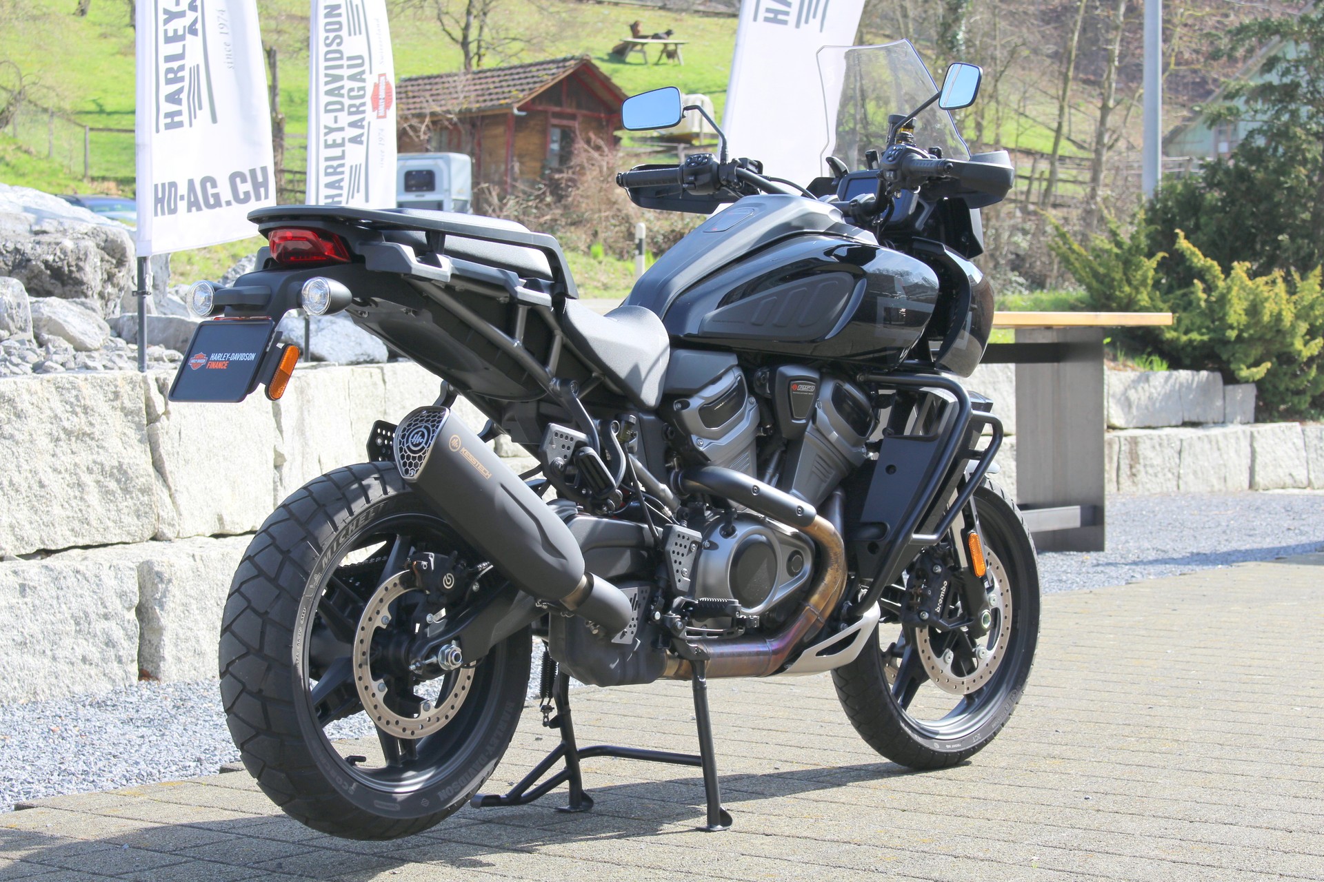 HARLEY-DAVIDSON RA Pan America 1250 Special-showroom-element-3