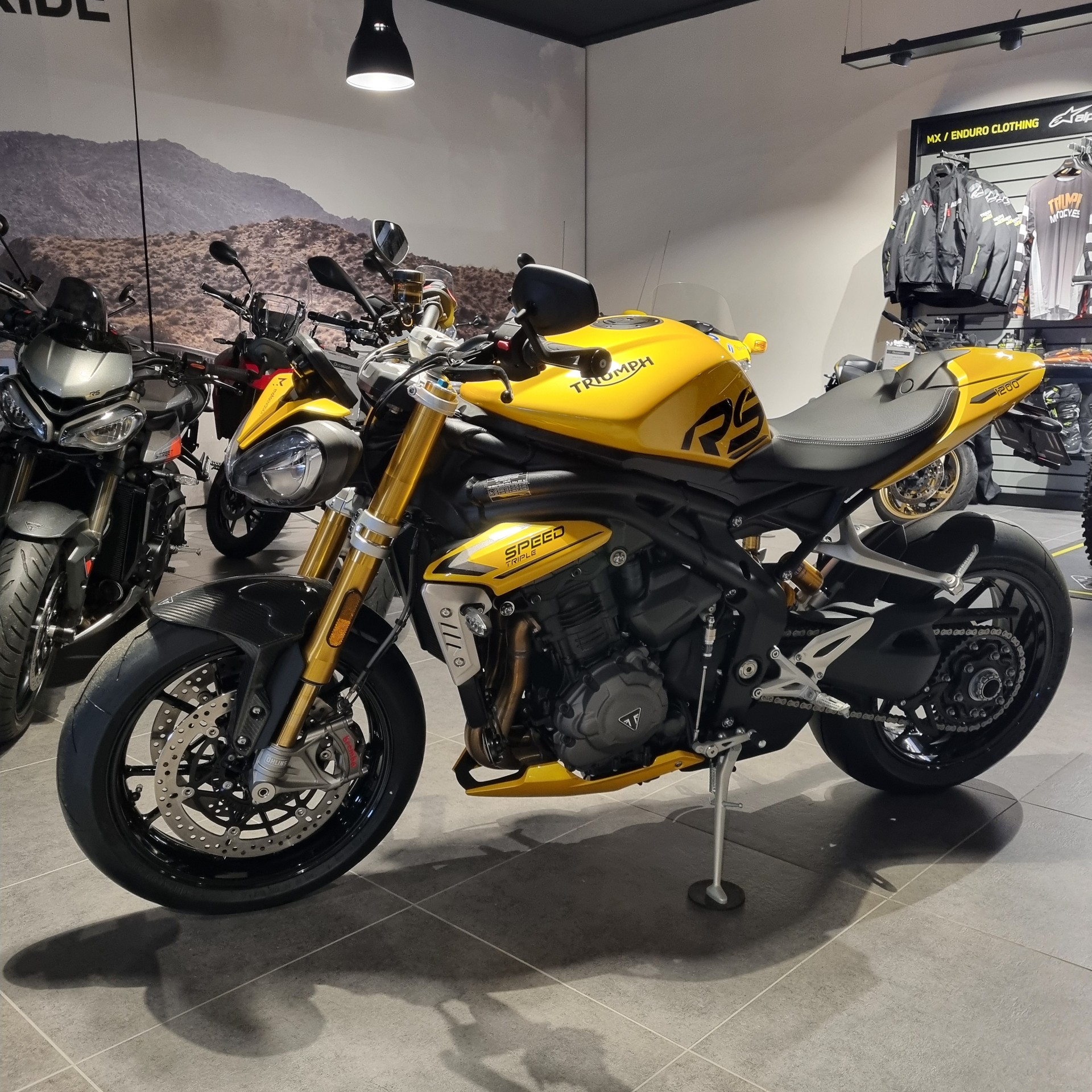 TRIUMPH Speed Triple RS-showroom-element-3