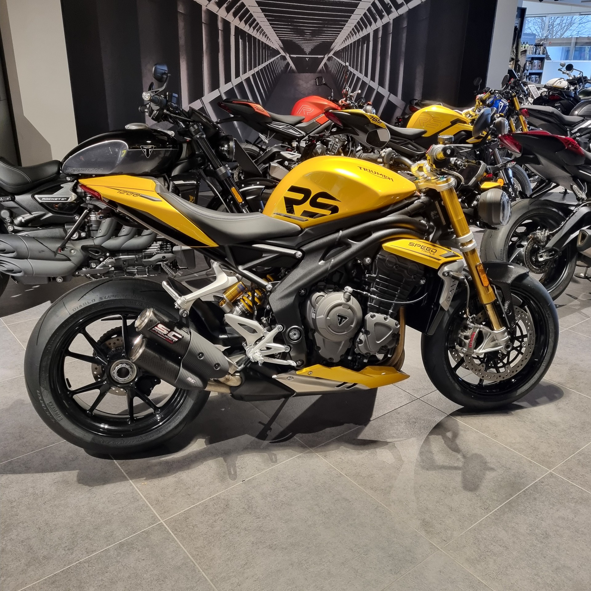 TRIUMPH Speed Triple RS-showroom-element-1