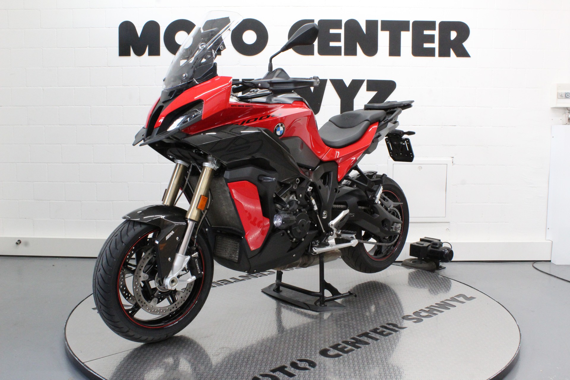BMW S 1000 XR ABS-image-3