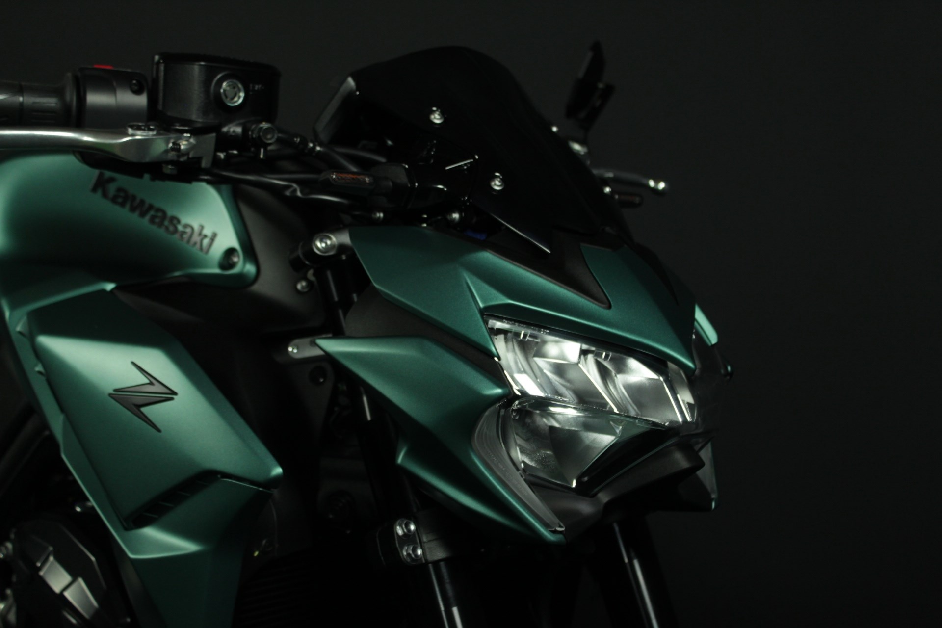 KAWASAKI Z 900 (92/70/35 KW) *Smaragd Edition" Level 3-image-3