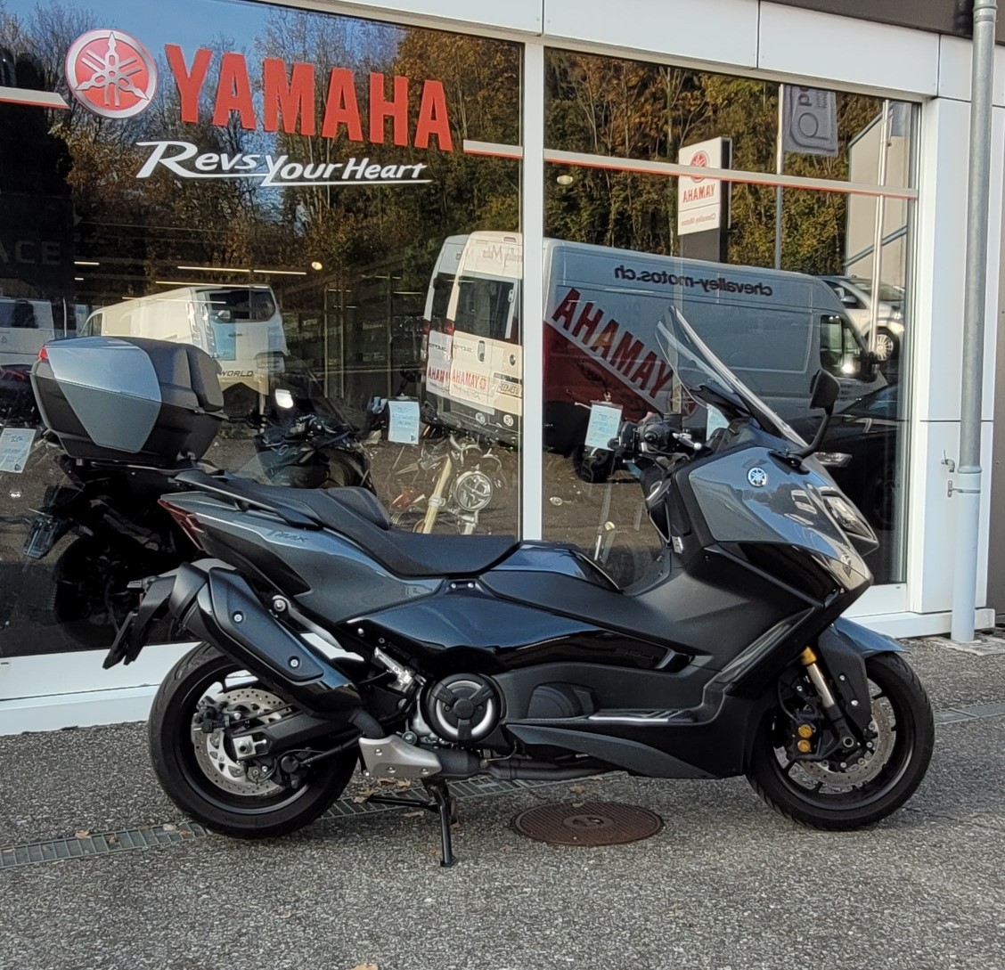 YAMAHA T-MAX Tech-Max XP 560