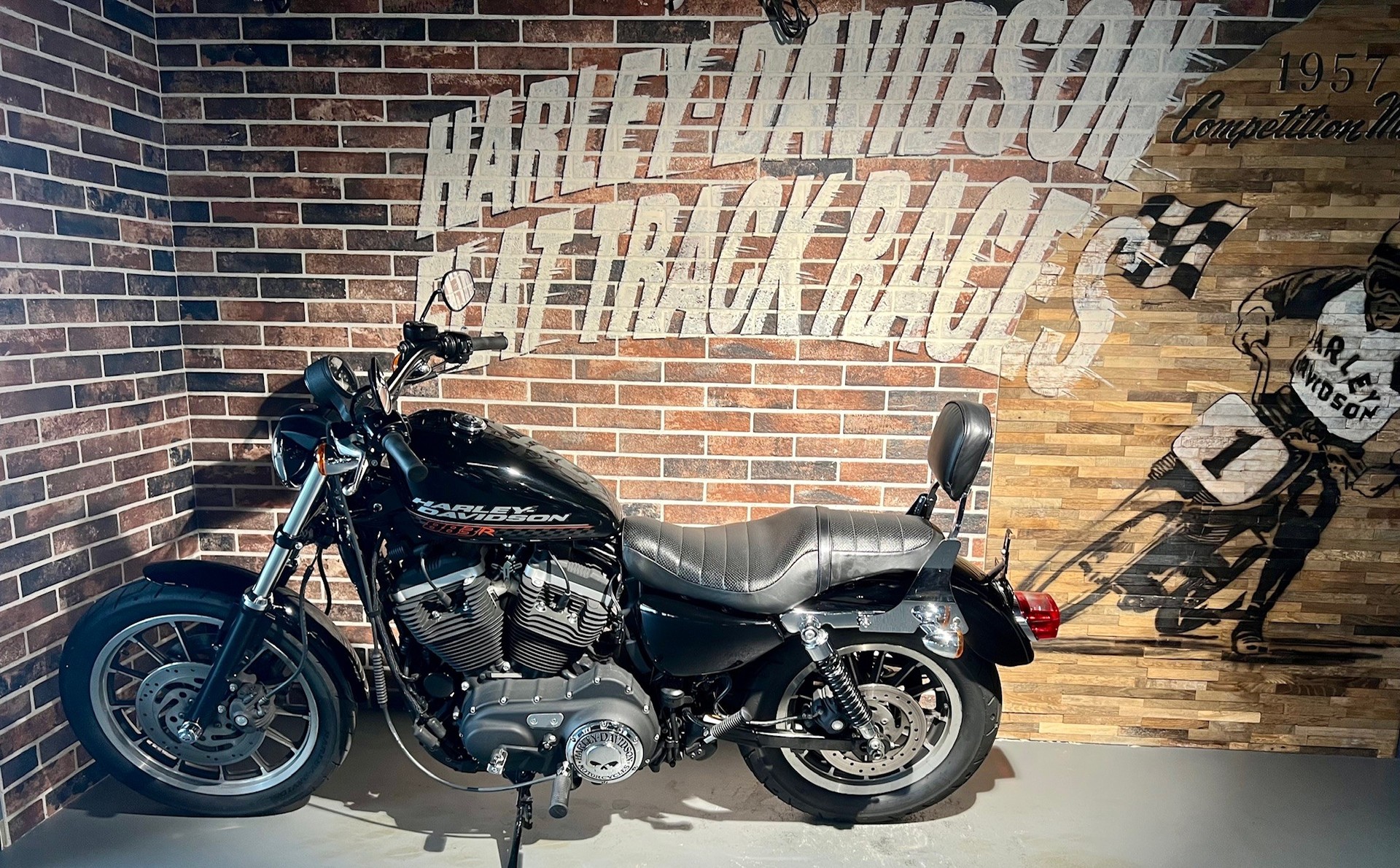 HARLEY-DAVIDSON XL 883 R Sportster Roadster Injection-showroom-element-2