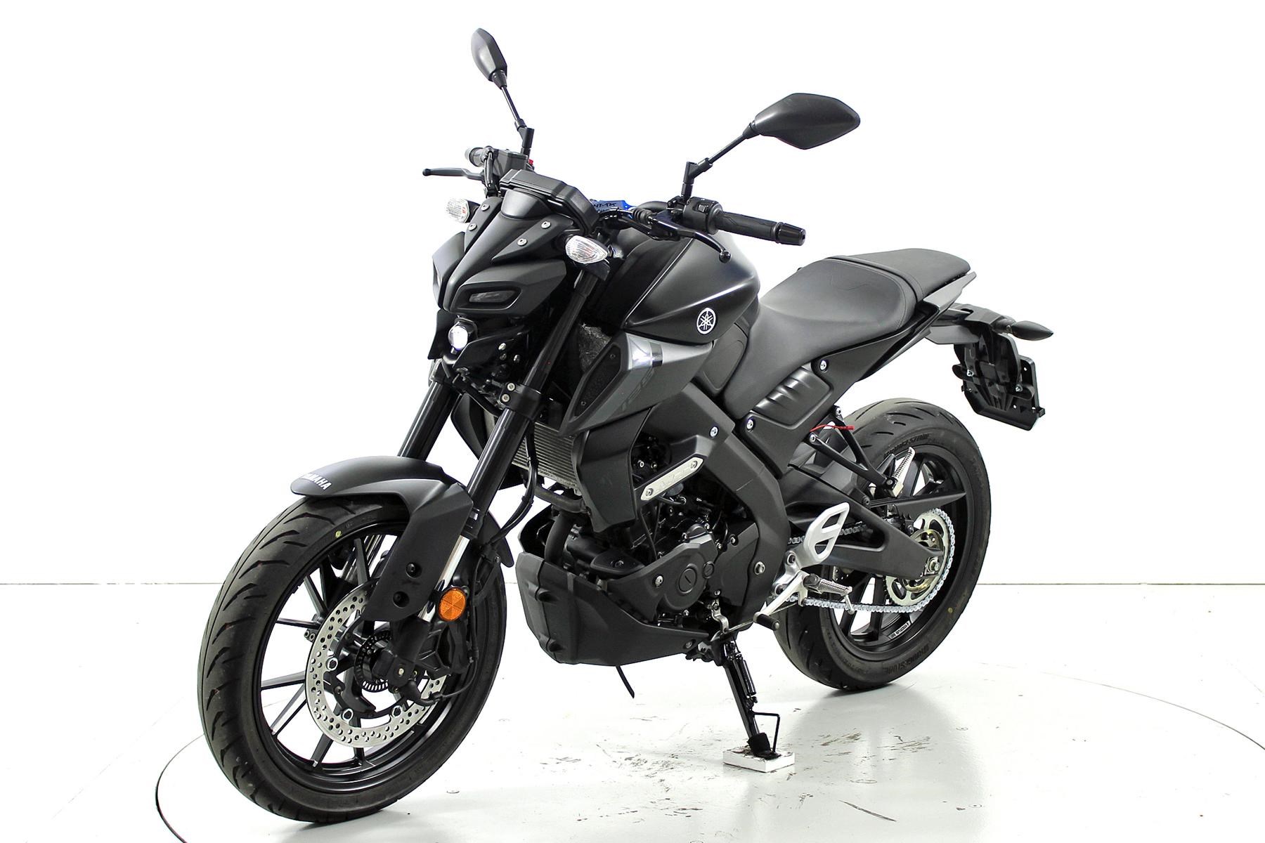 YAMAHA MT-125 ABS-showroom-element-2