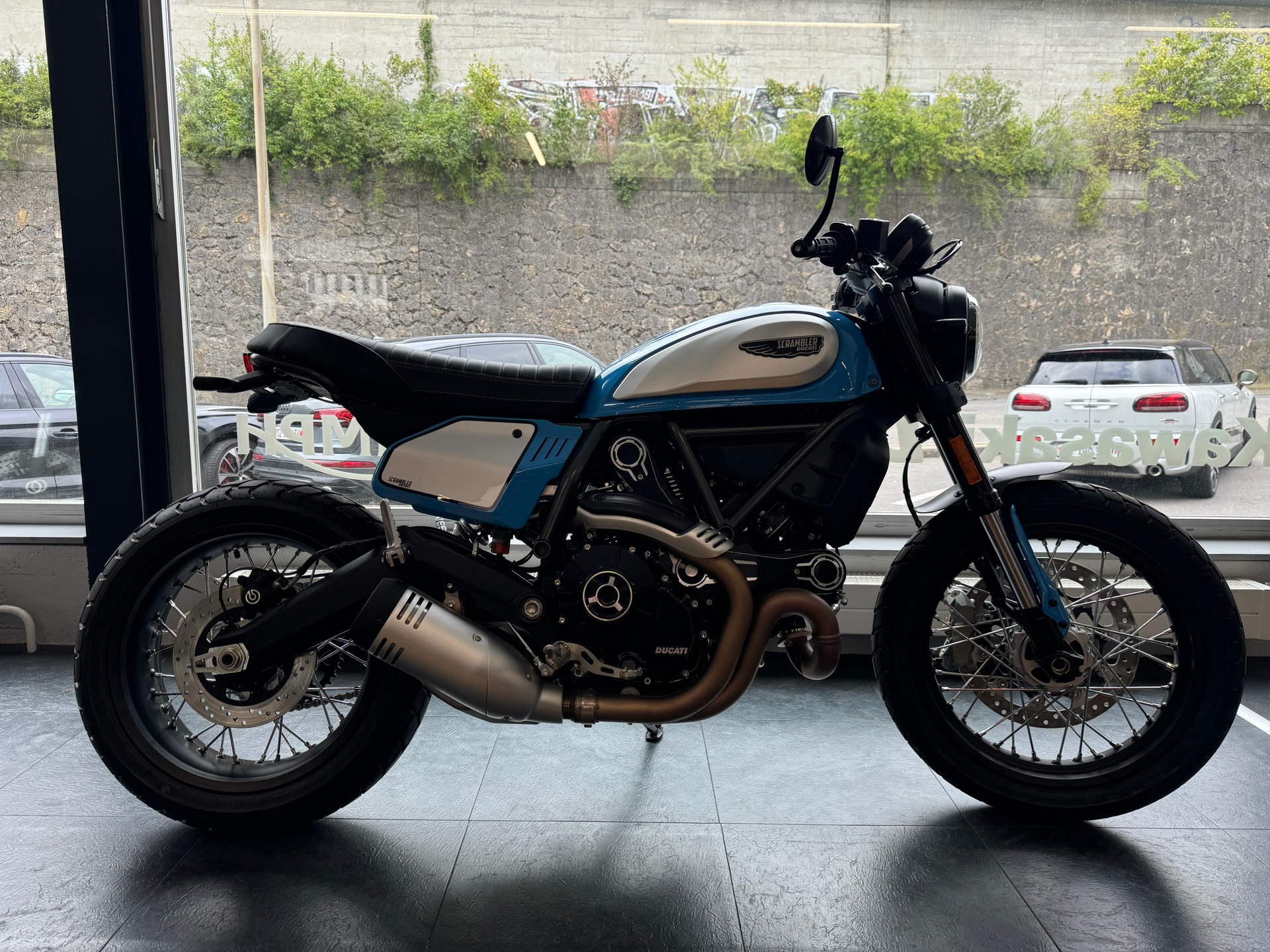 DUCATI Scrambler 803 Icon Dark