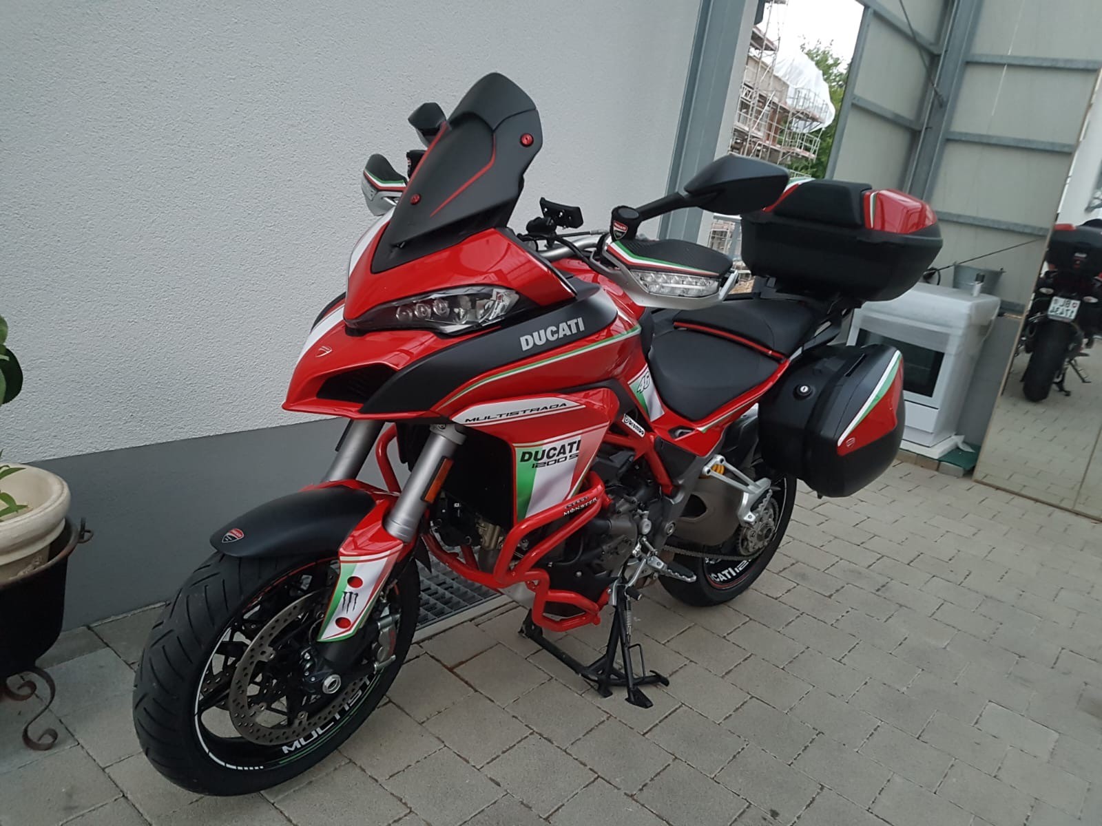 DUCATI Multistrada 1200 S Touring Pack-image-4