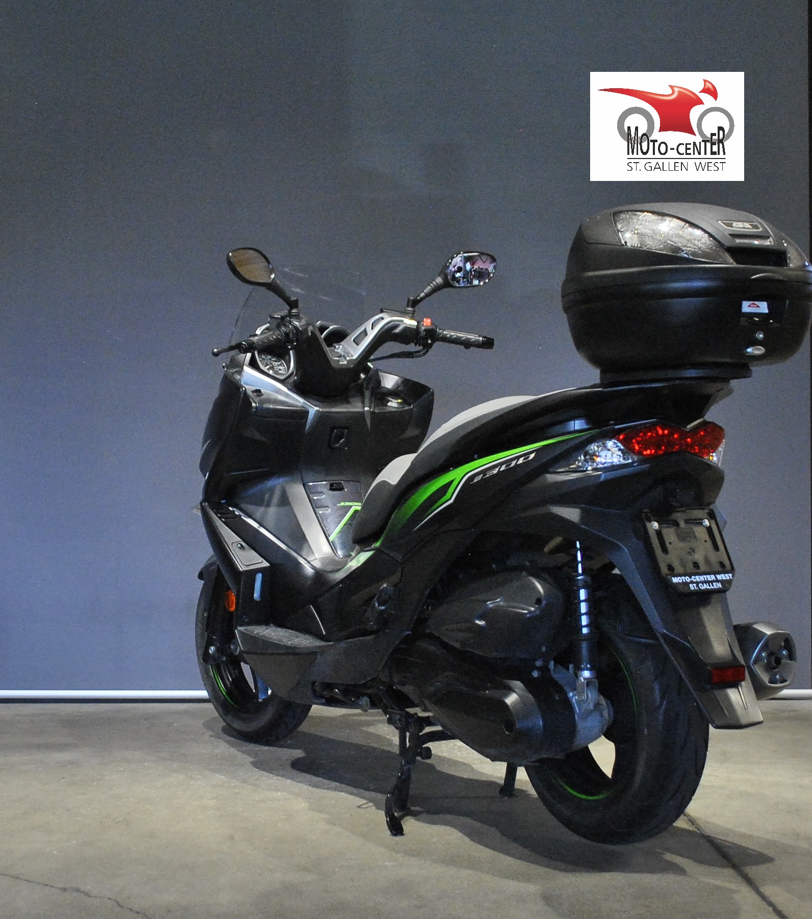 KAWASAKI J 300 ABS-showroom-element-3