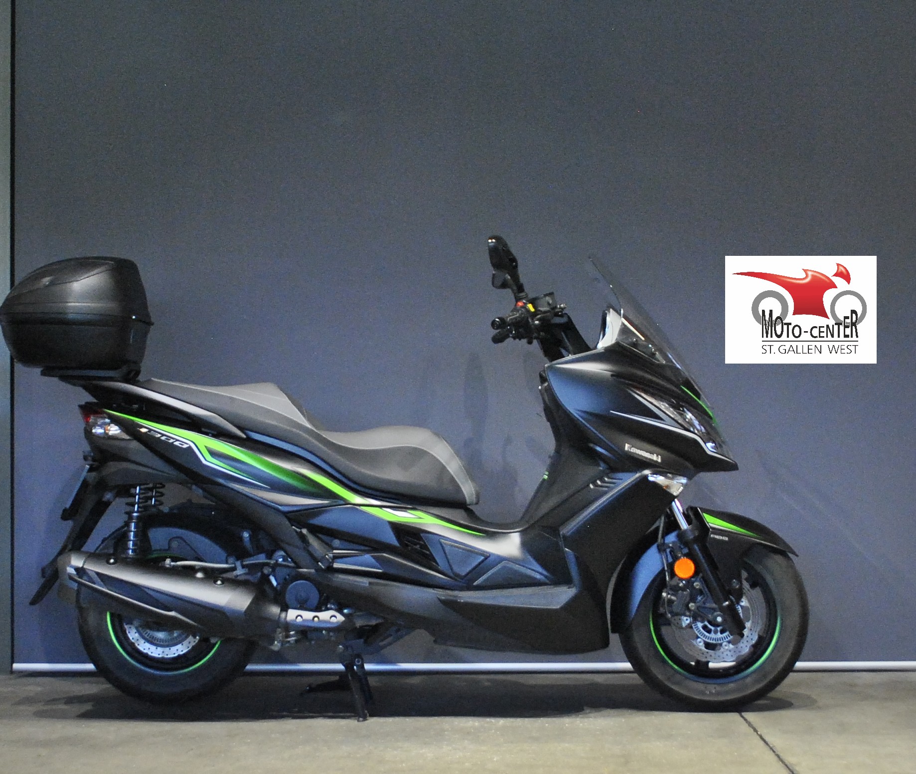 KAWASAKI J 300 ABS-showroom-element-1