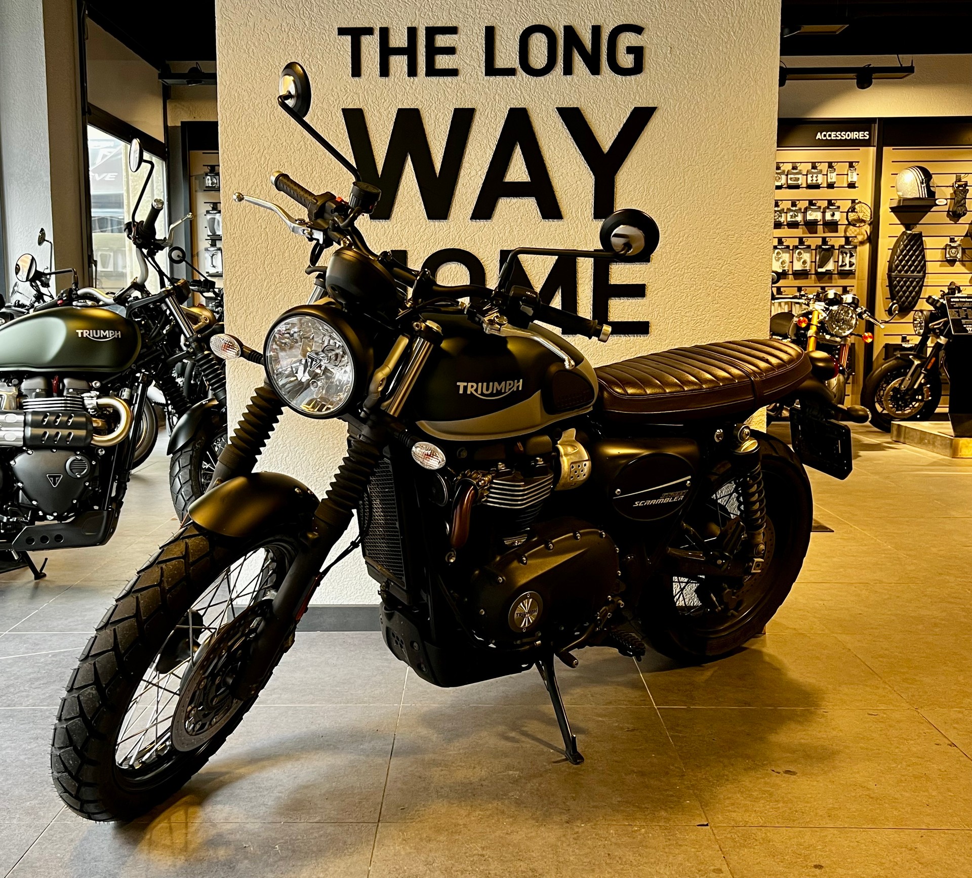 TRIUMPH Street Scrambler 900 (35kW)-showroom-element-2