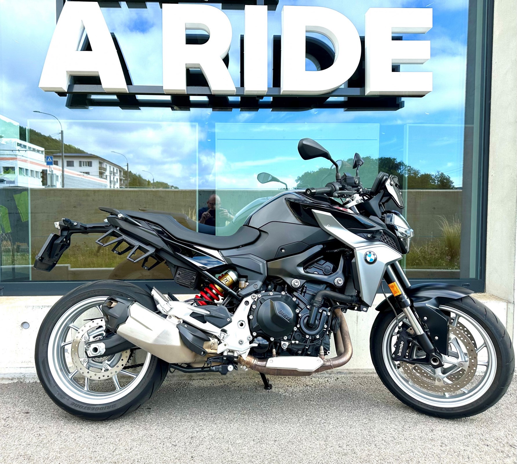 BMW F 900 R