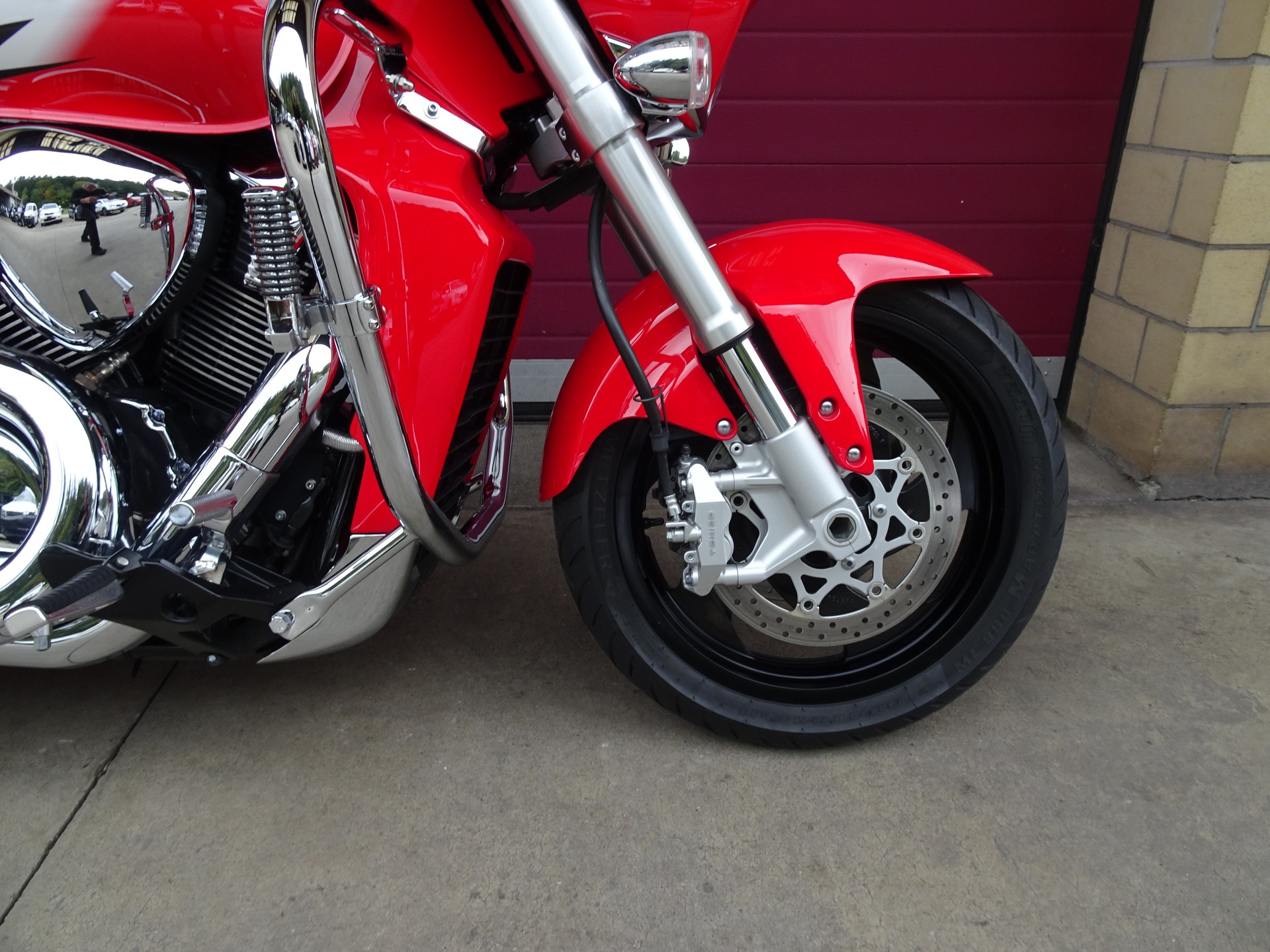 SUZUKI M 1800 R Intruder-showroom-element-1