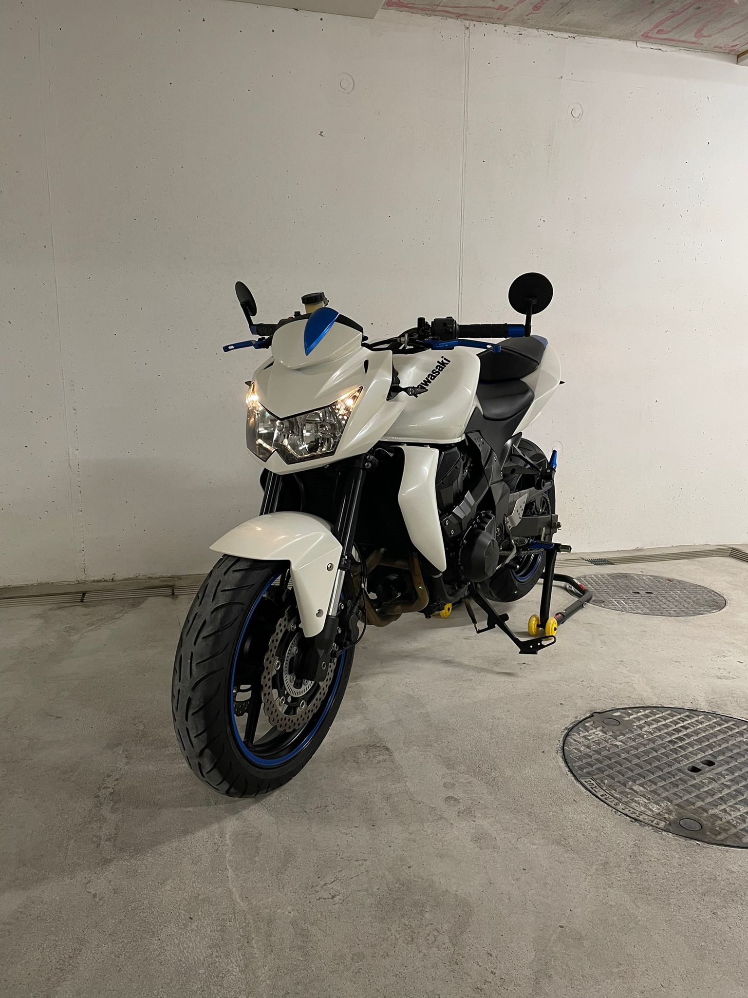 KAWASAKI Z 750 ABS