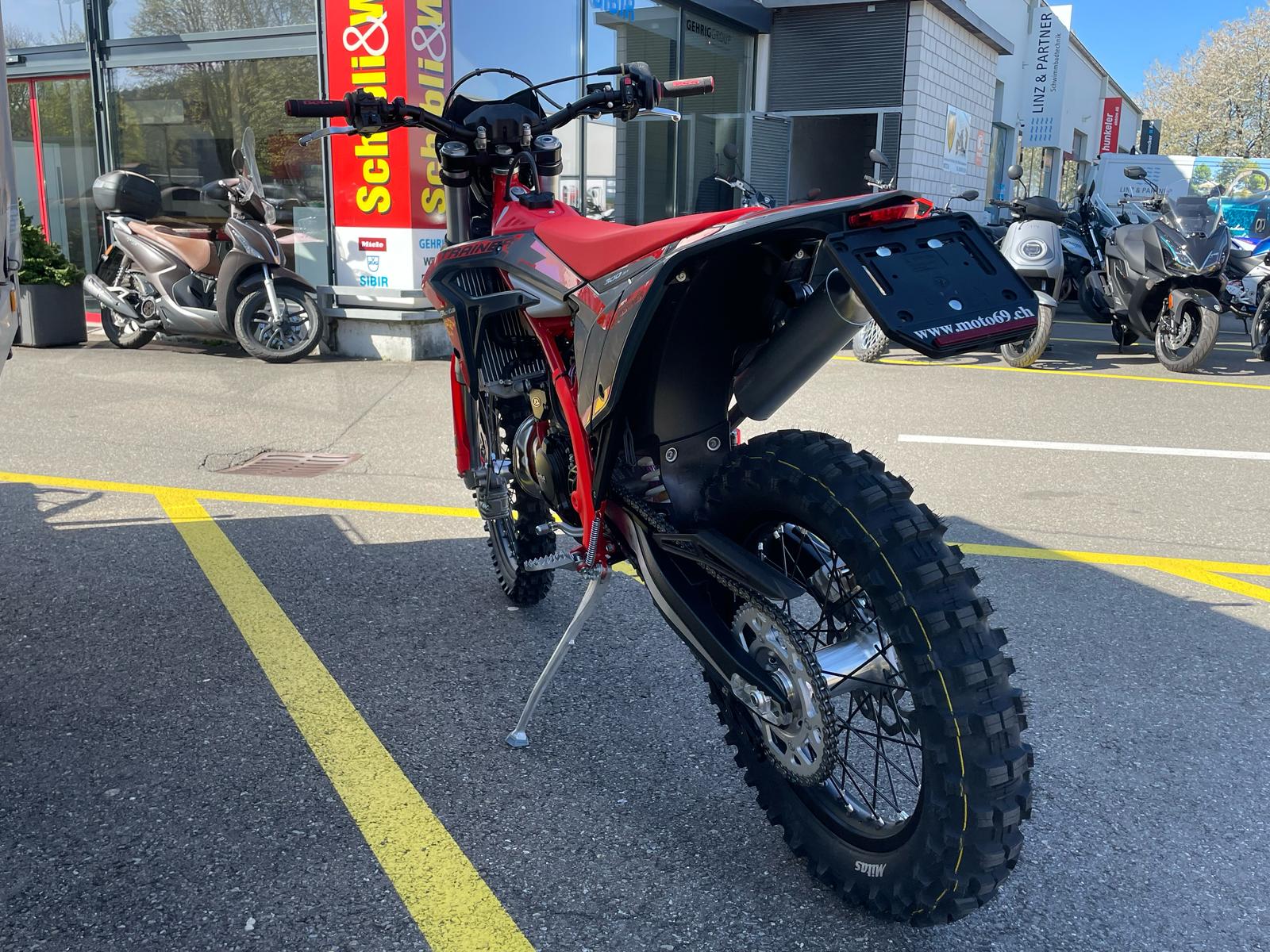 BETA X-Trainer 300-image-4