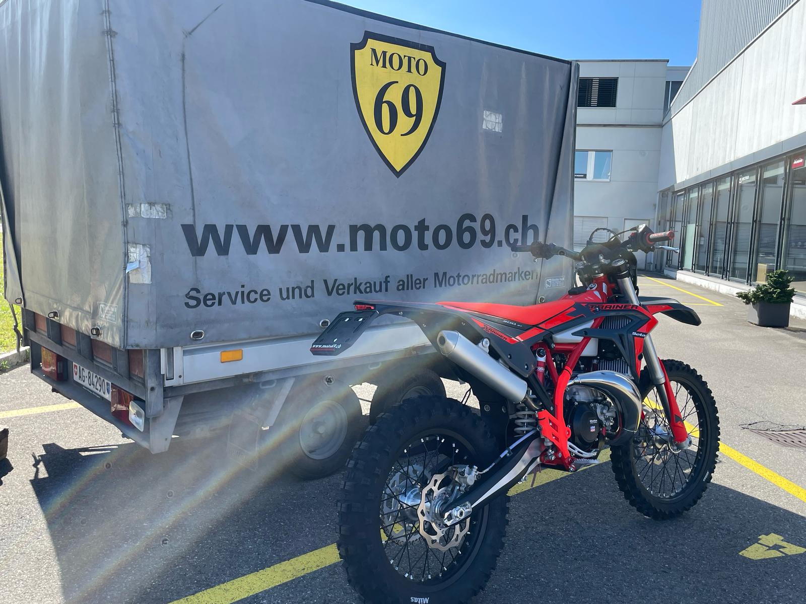 BETA X-Trainer 300-showroom-element-3