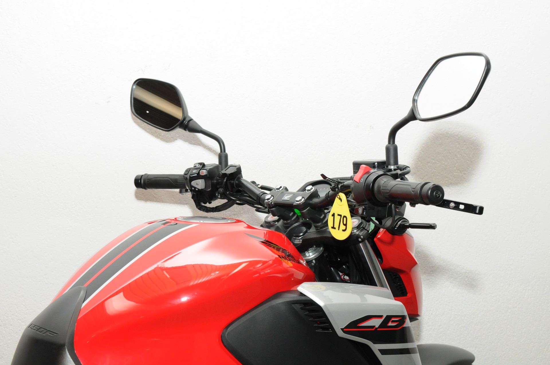 HONDA CB 650 F ABS-showroom-element-3