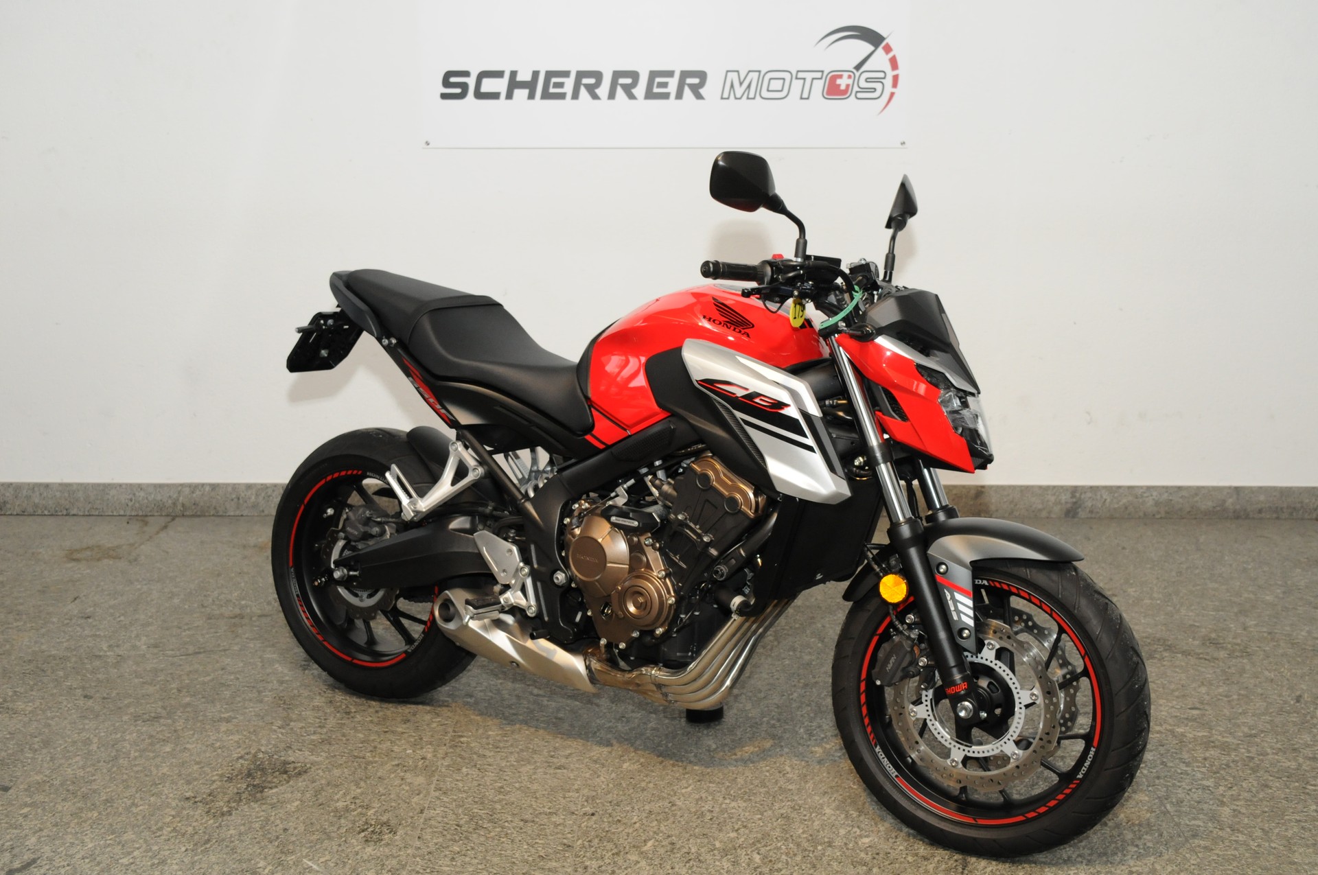 HONDA CB 650 F ABS-showroom-element-1