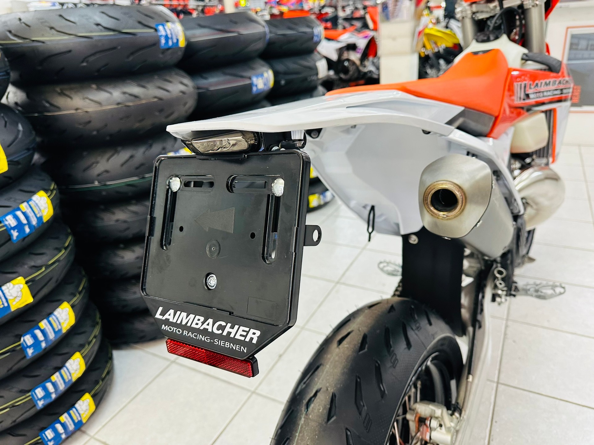 KTM 300 EXC Supermoto-showroom-element-3