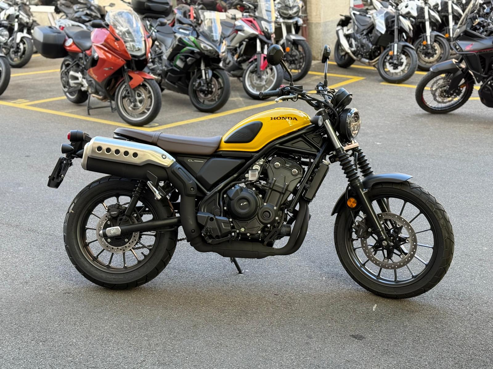HONDA CL 500-showroom-element-3