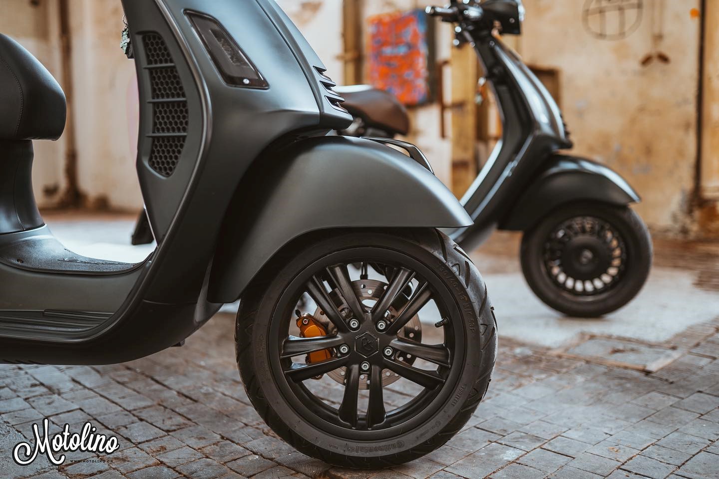 PIAGGIO Vespa GTS 300 HPE Super Tech ABS/ASR-image-2