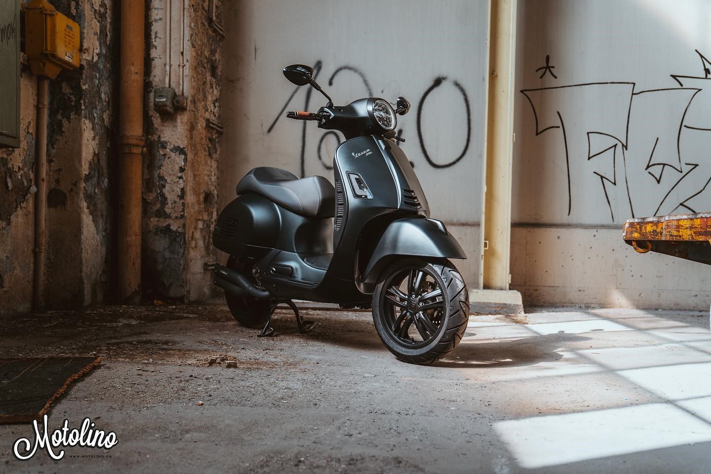 PIAGGIO Vespa GTS 300 HPE Super Tech ABS/ASR-image-6